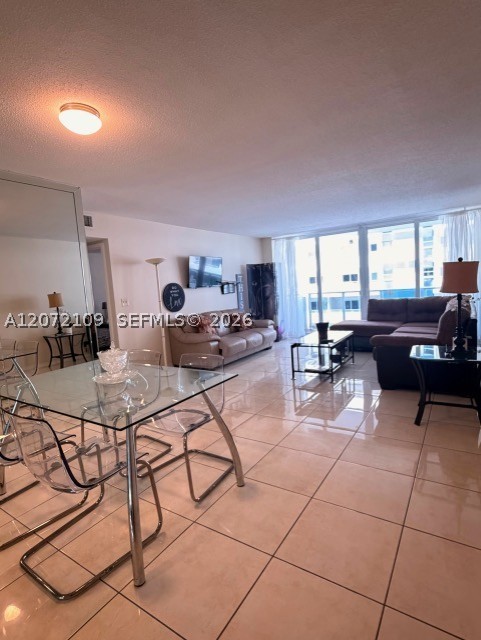 Hallandale Beach photo 3