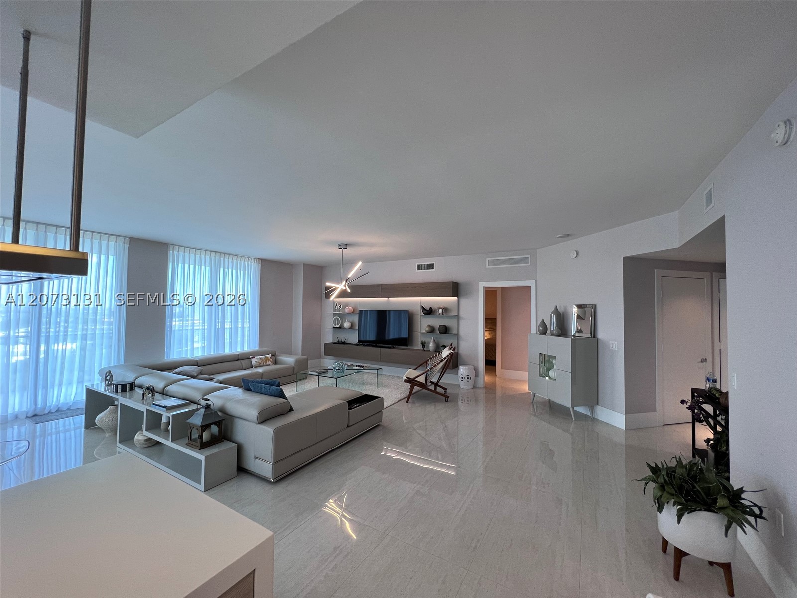 North Miami Beach photo 3