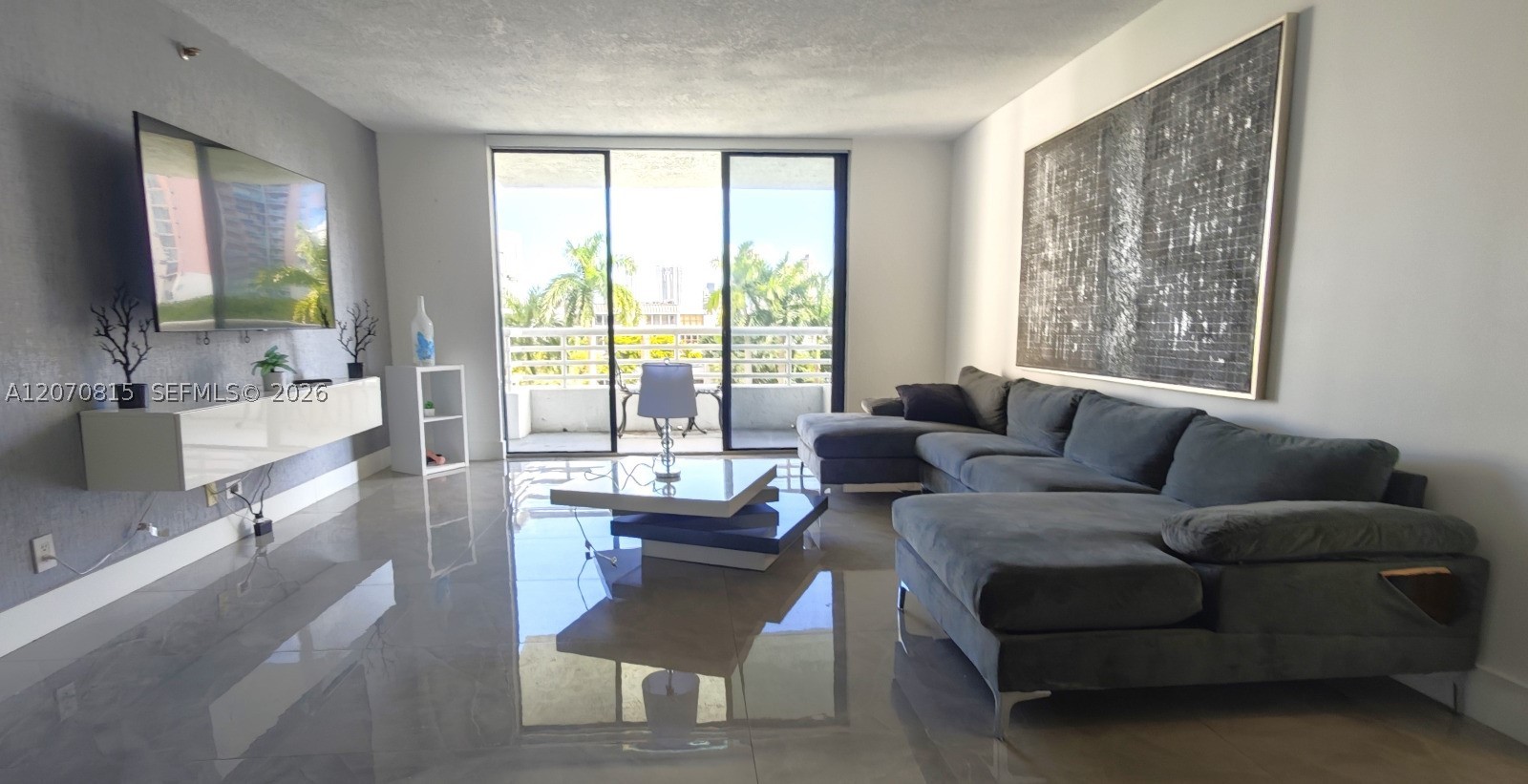 Aventura photo 3
