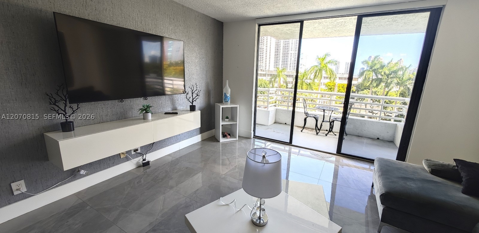 Aventura photo 4