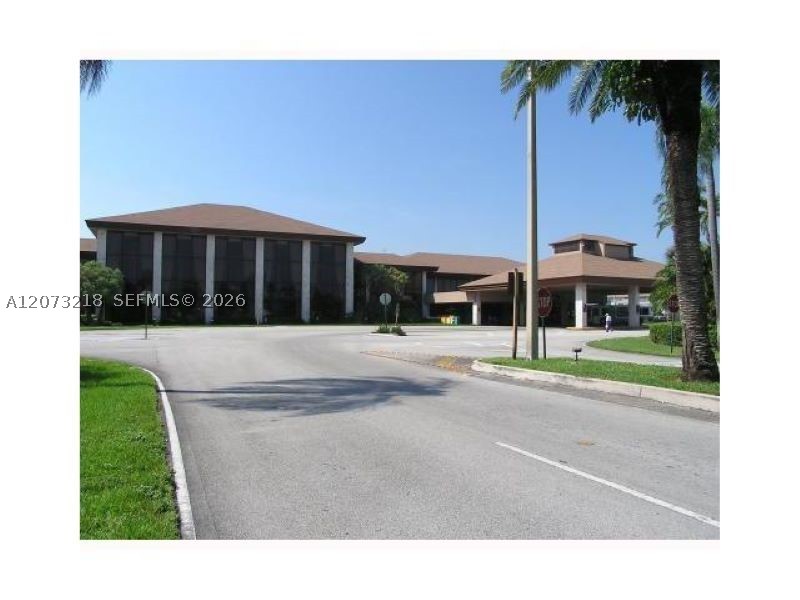 Pembroke Pines photo 5