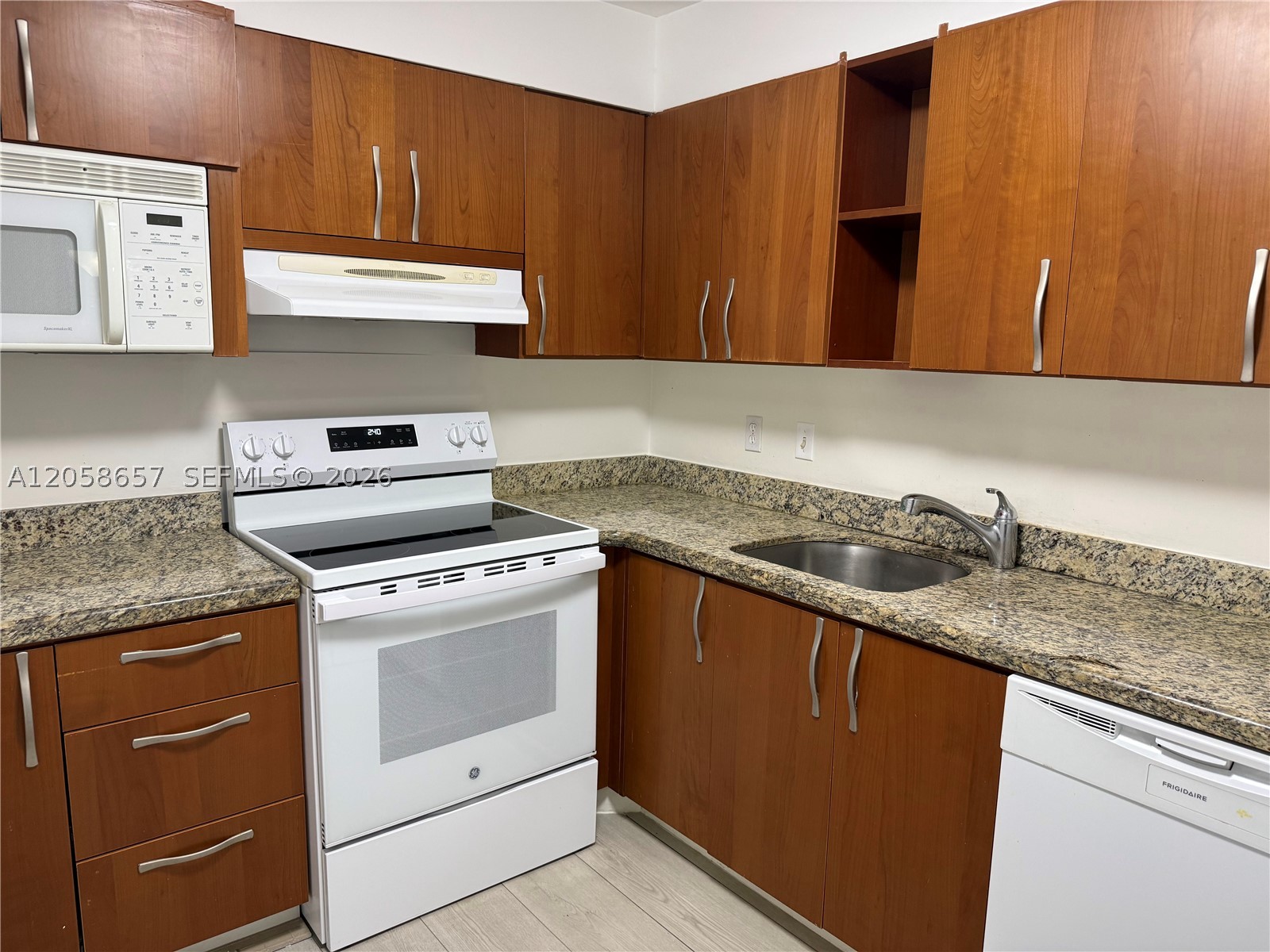 Sunny Isles Beach photo 4