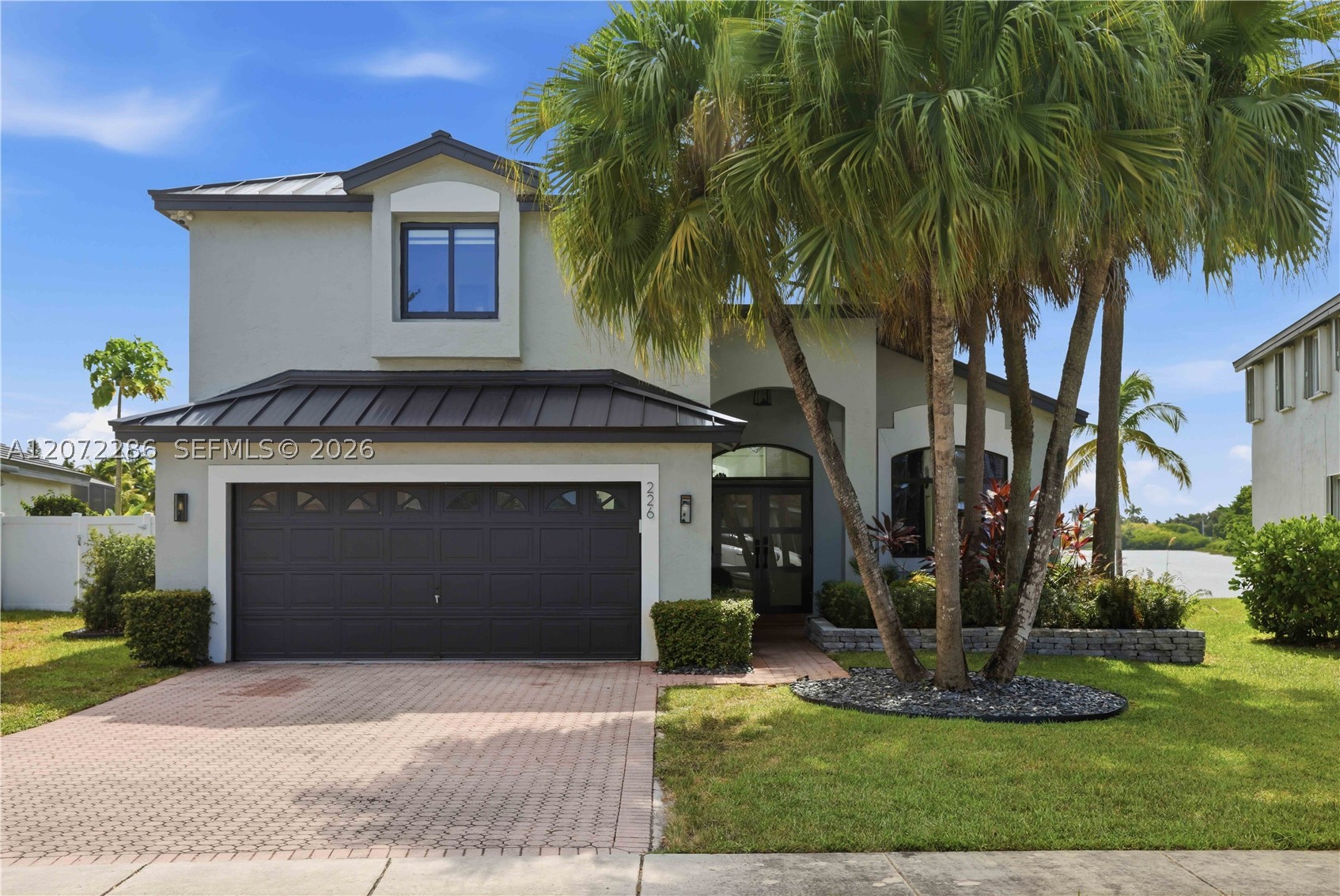 Pembroke Pines photo 1
