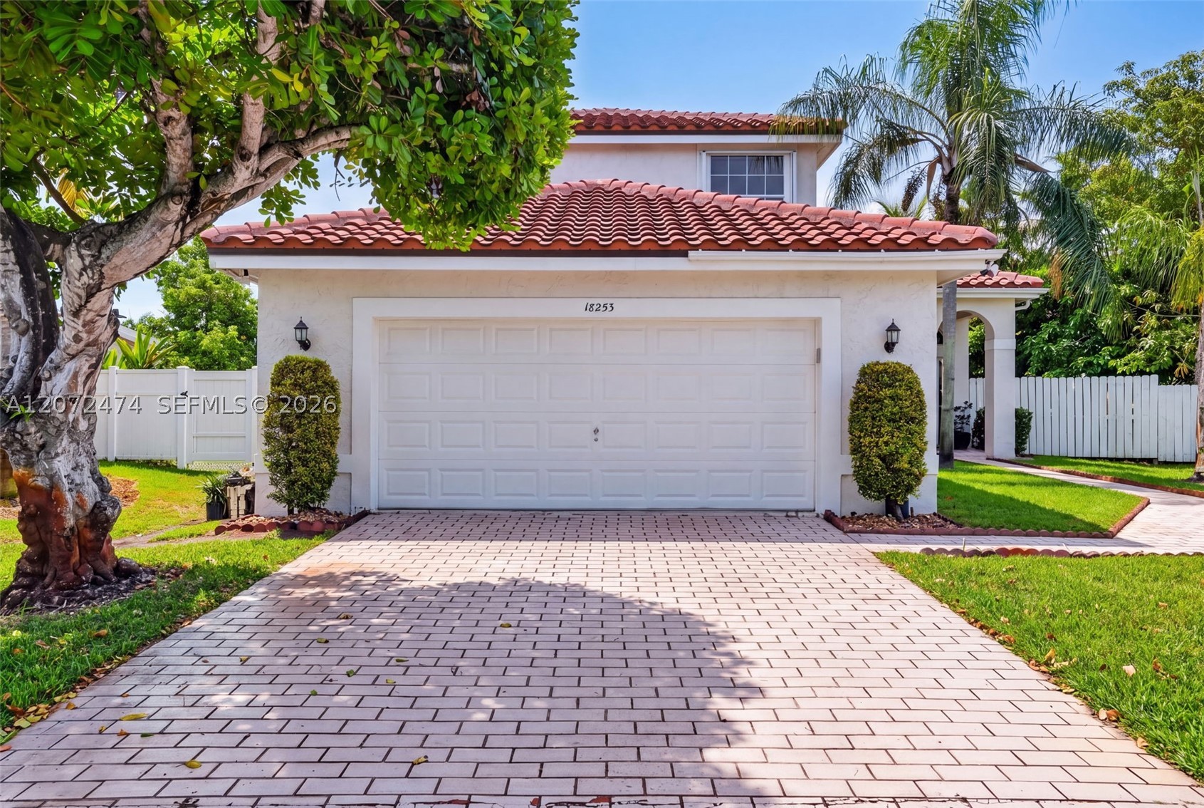 Pembroke Pines photo 3