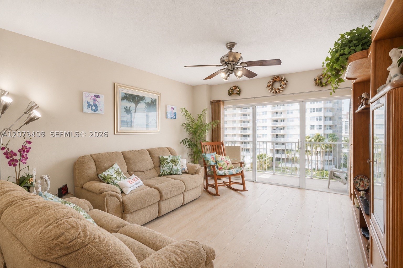Hallandale Beach photo 1