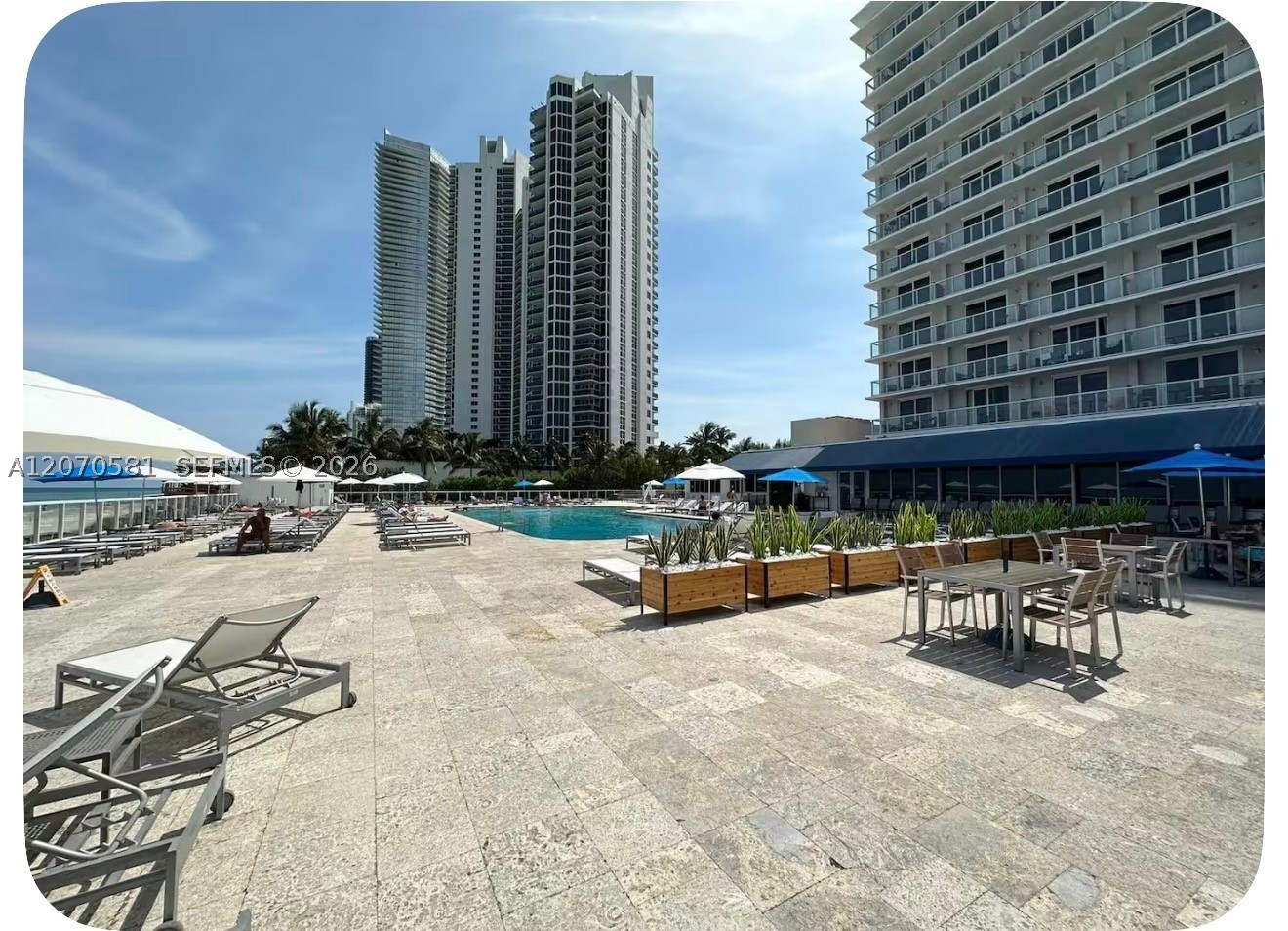Sunny Isles Beach photo 2