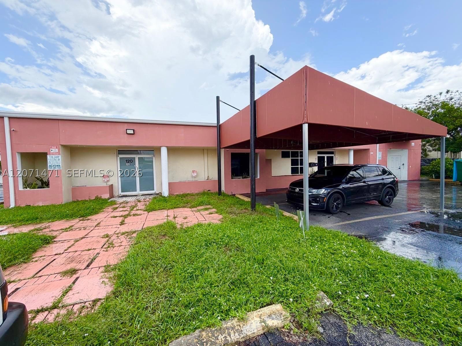 Pembroke Pines photo 5