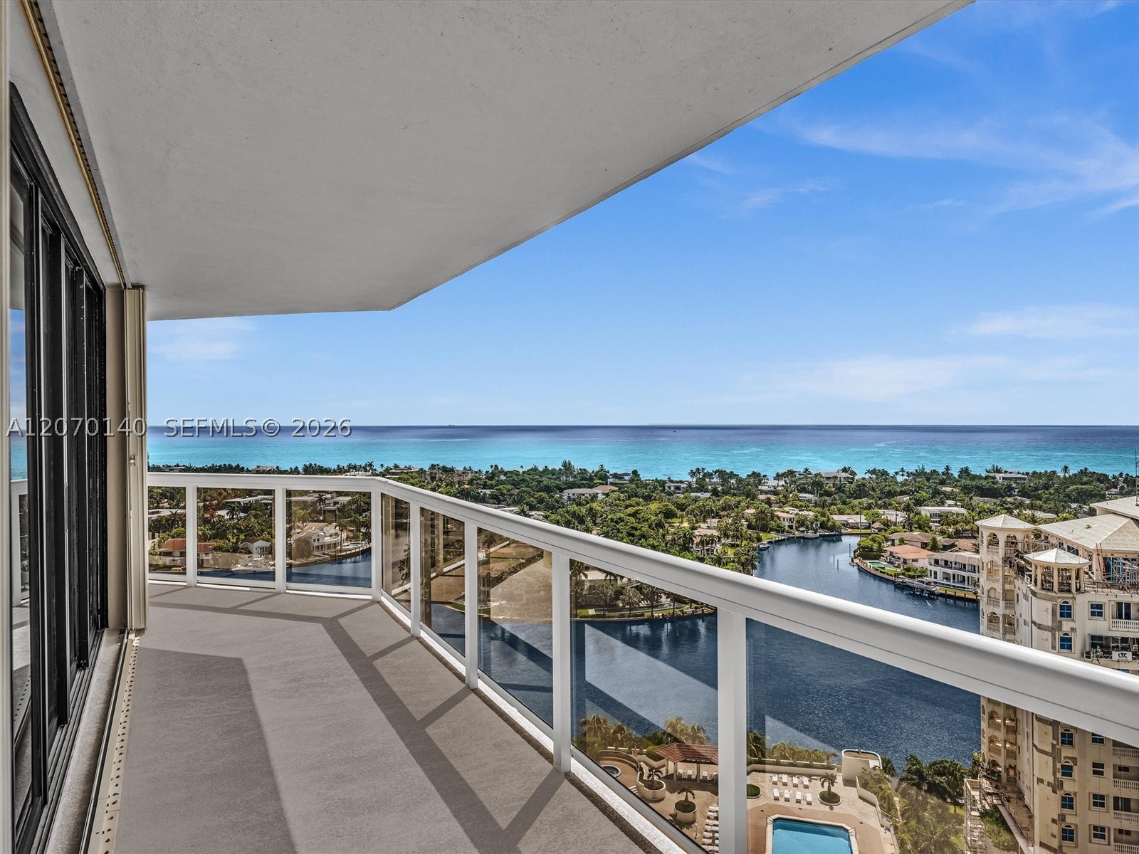 Aventura photo 5
