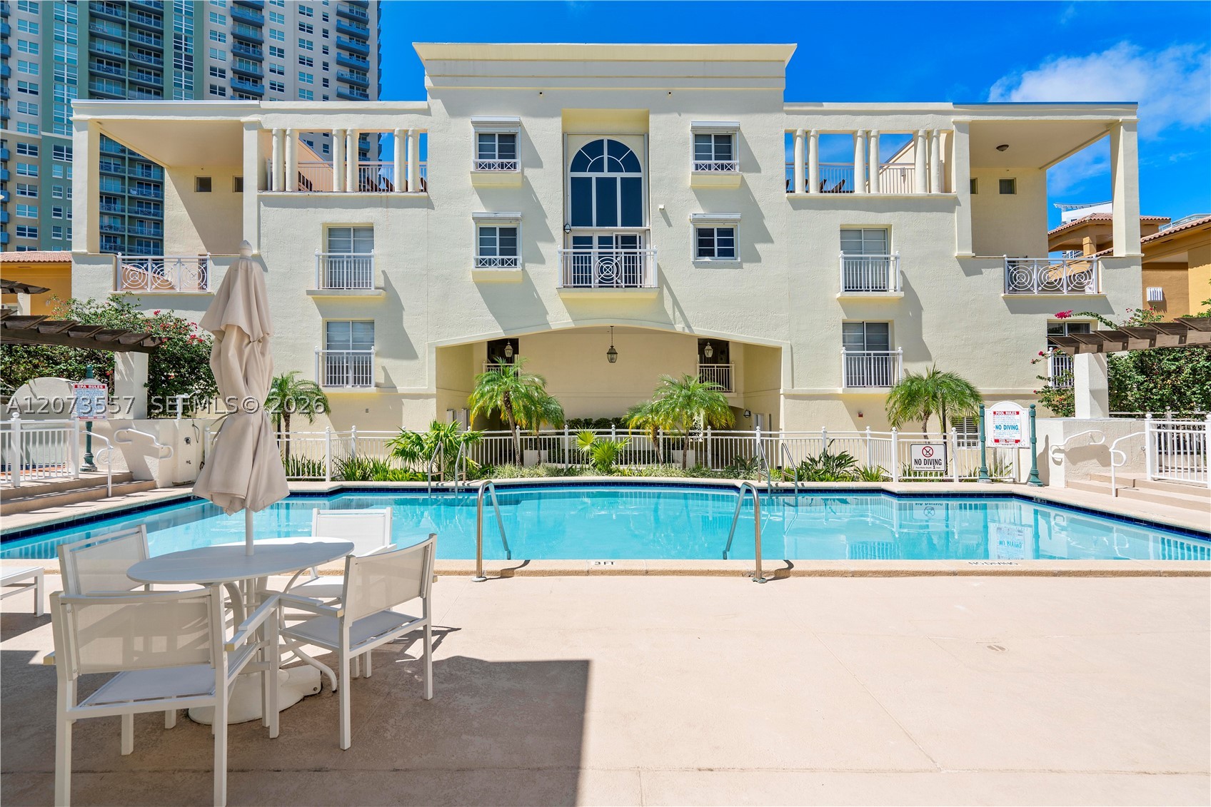 Miami Beach photo 2