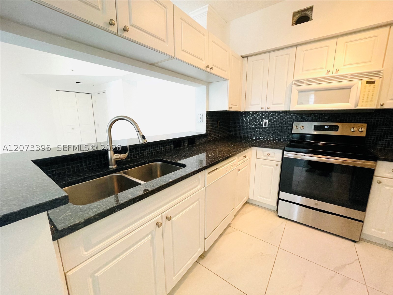 Sunny Isles Beach photo 4