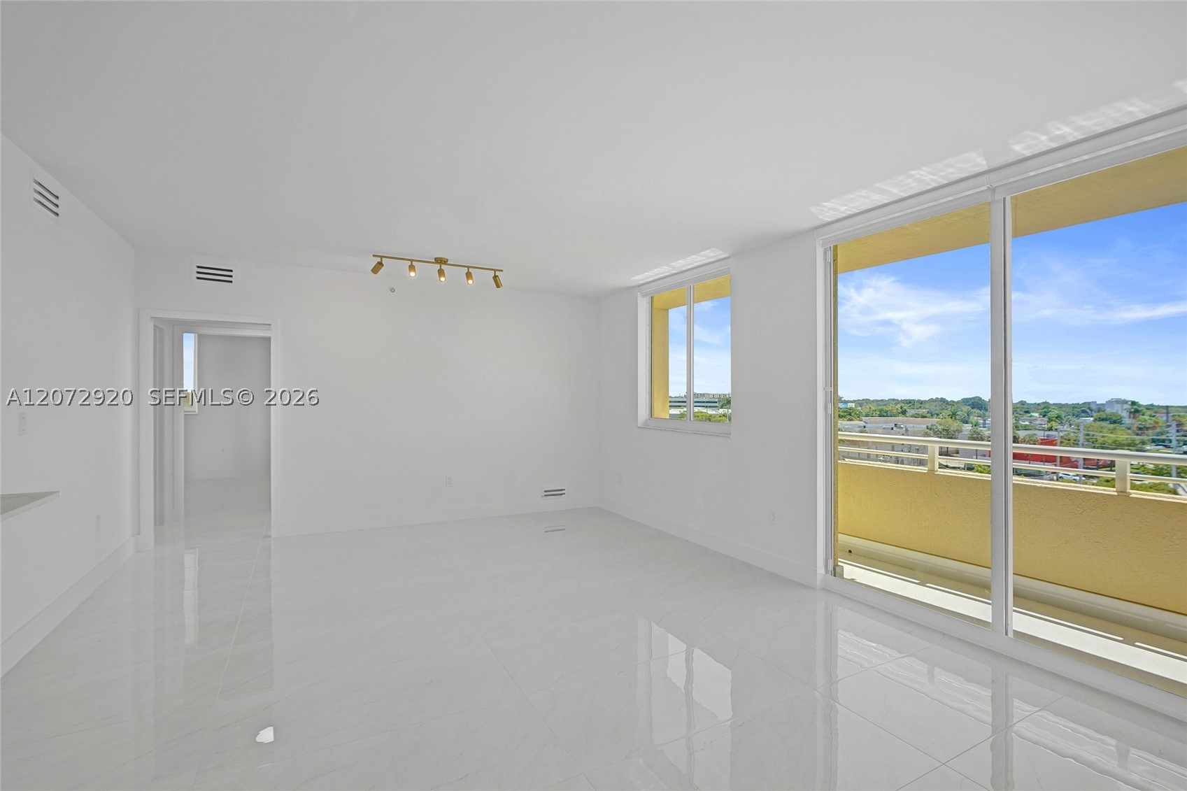Aventura photo 4