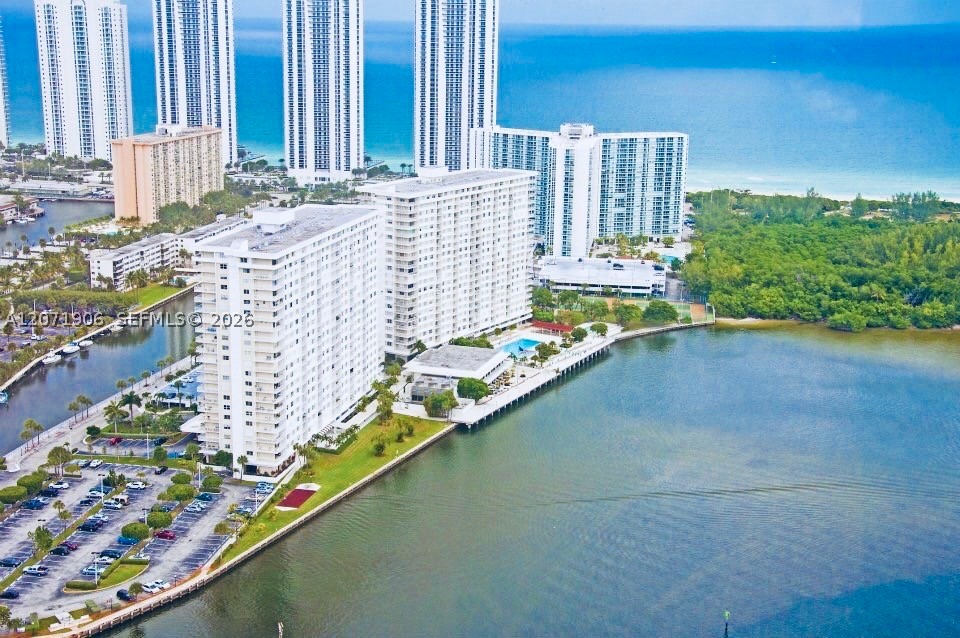 Sunny Isles Beach photo 1