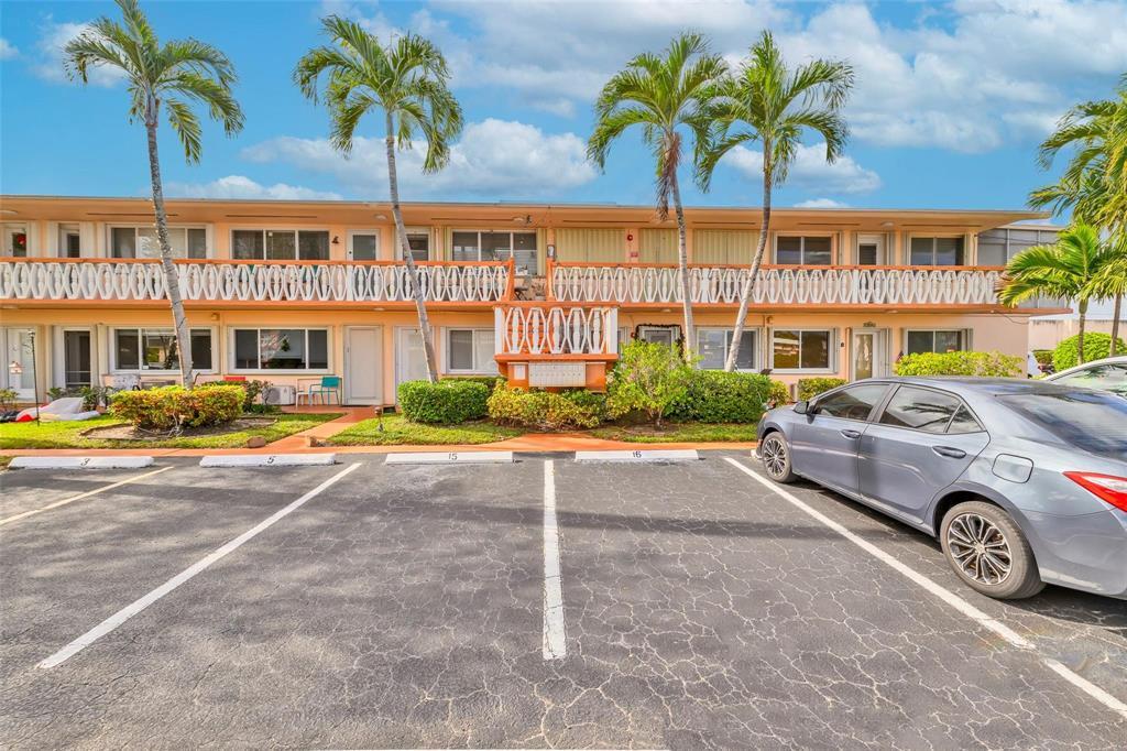 Hallandale Beach photo 4