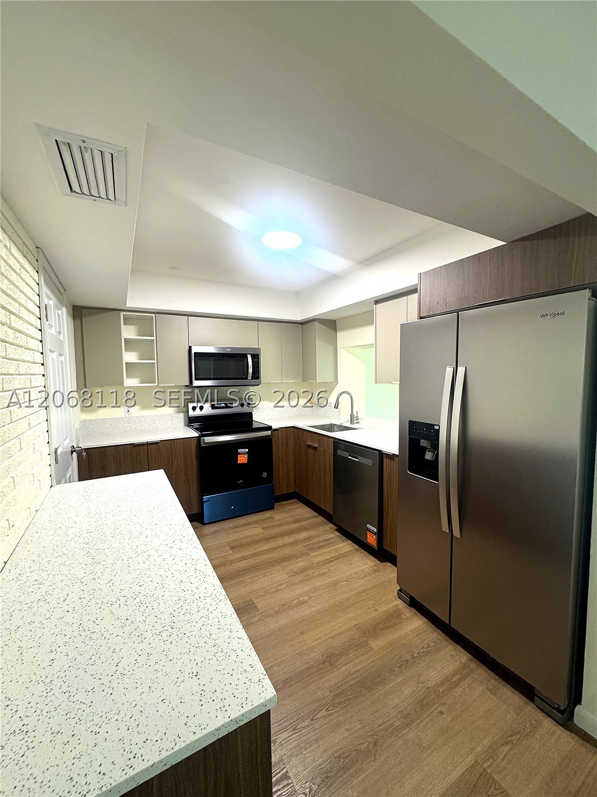 Miramar photo 5