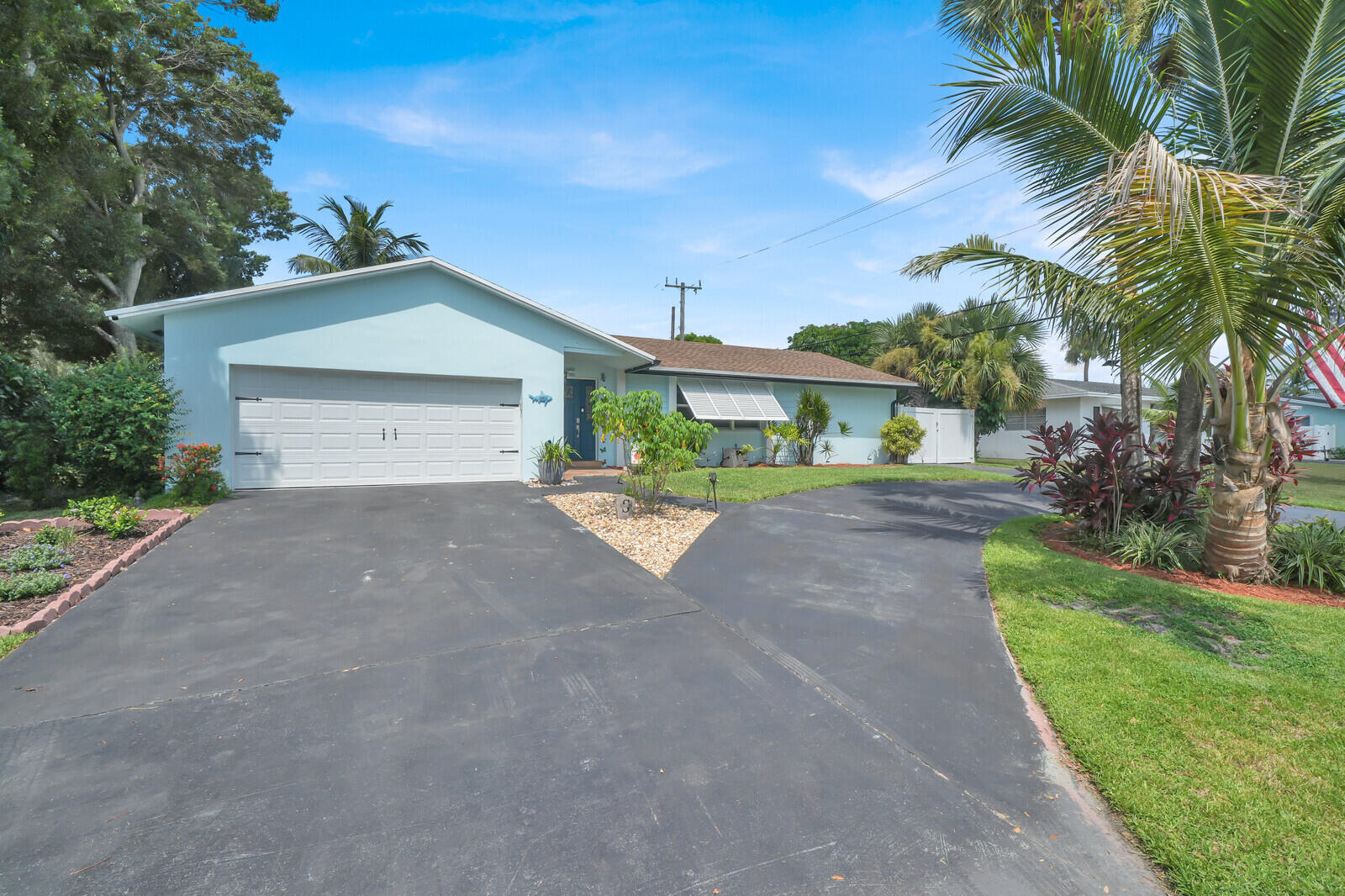 Palm Beach Gardens photo 3
