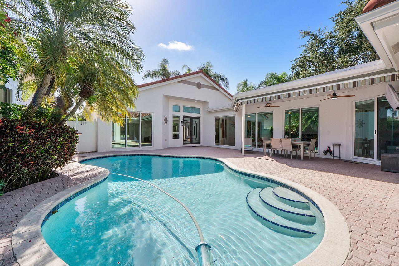 Pembroke Pines photo 2