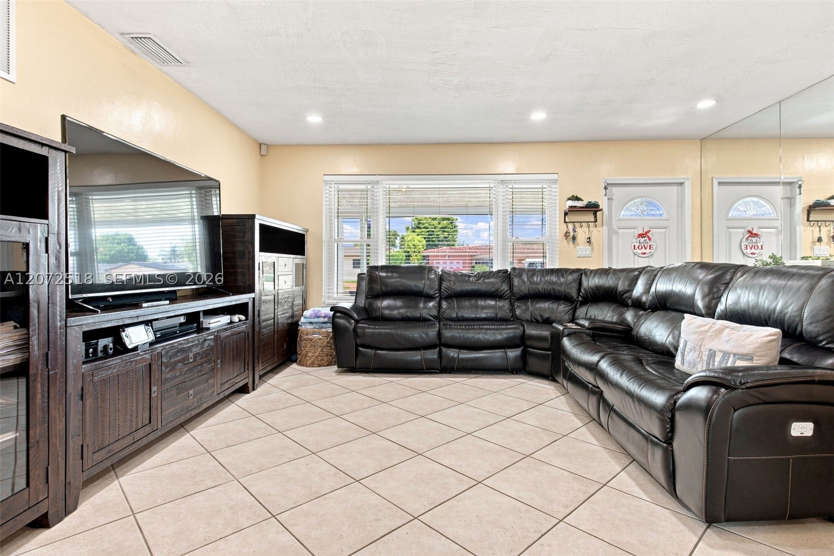 Pembroke Pines photo 3
