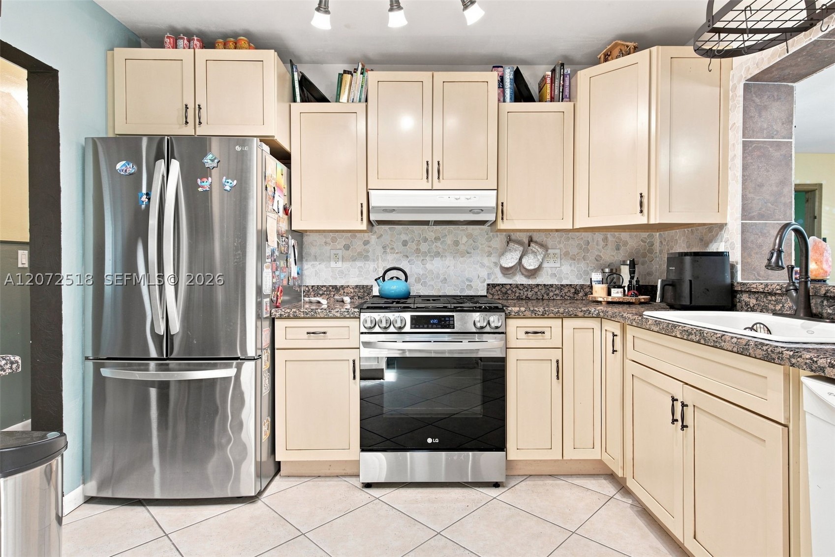 Pembroke Pines photo 5
