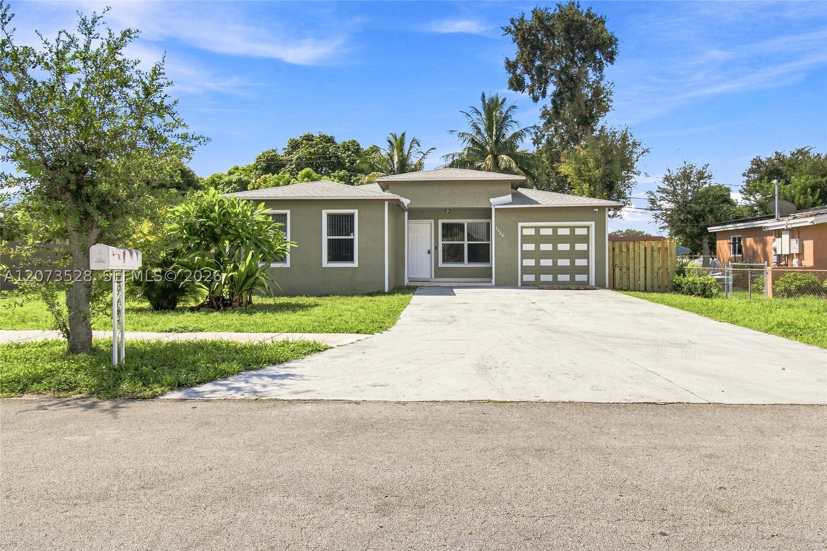 Miami Gardens photo 4