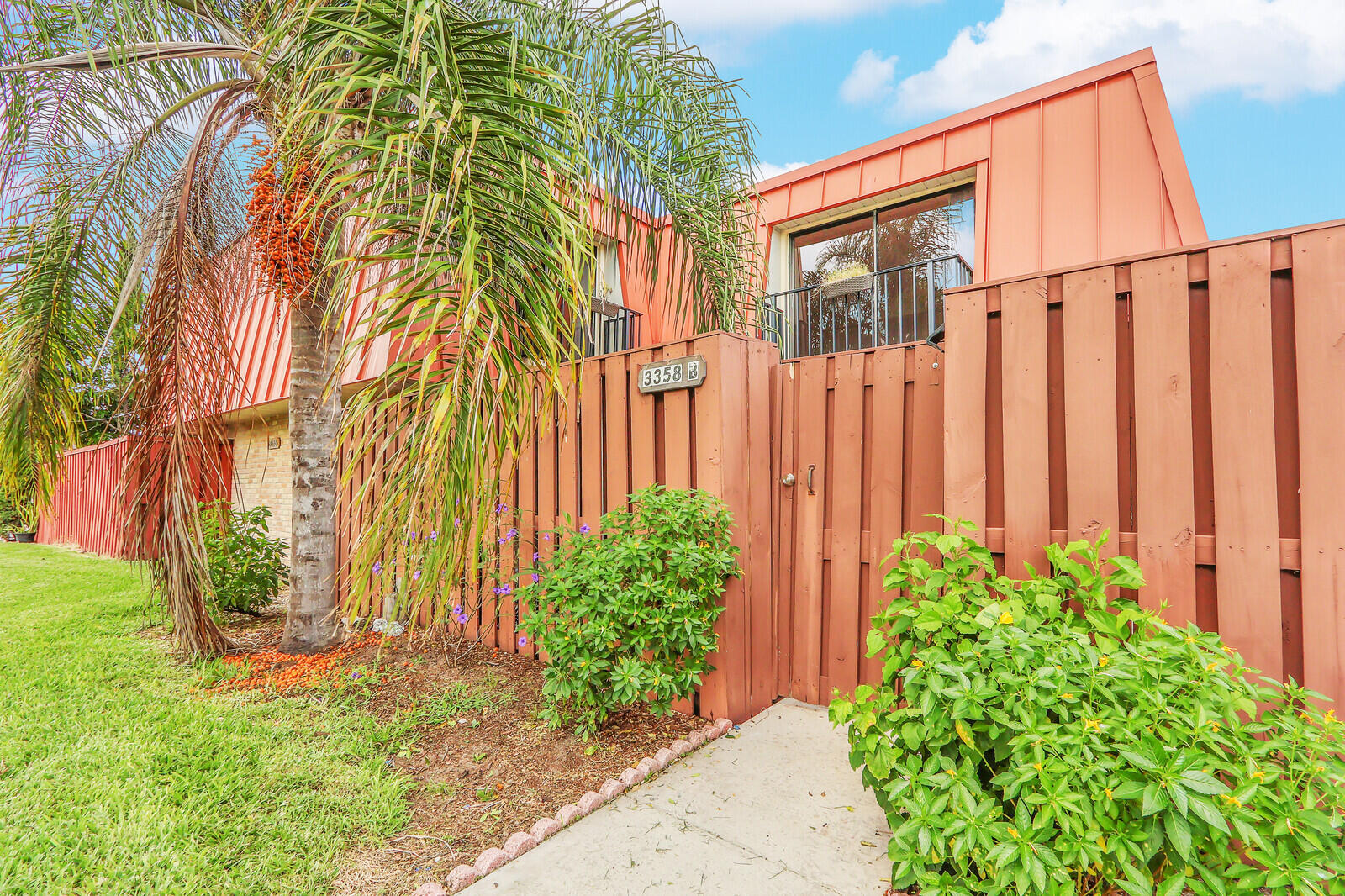 Palm Beach Gardens photo 3