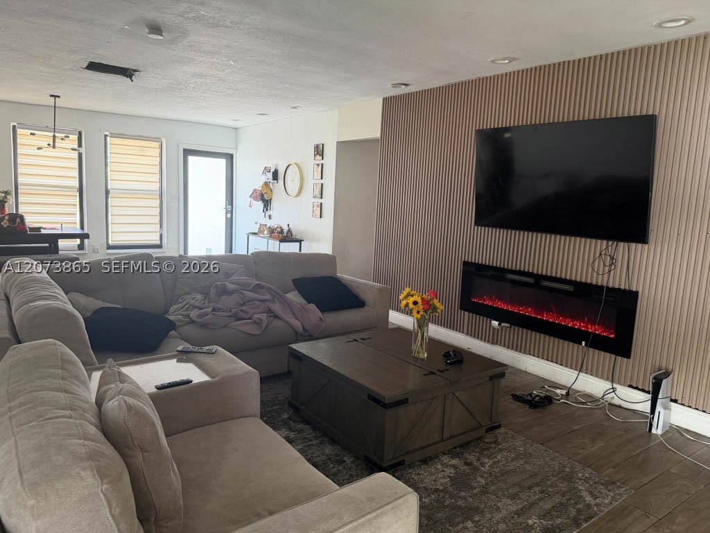 Miami Gardens photo 2