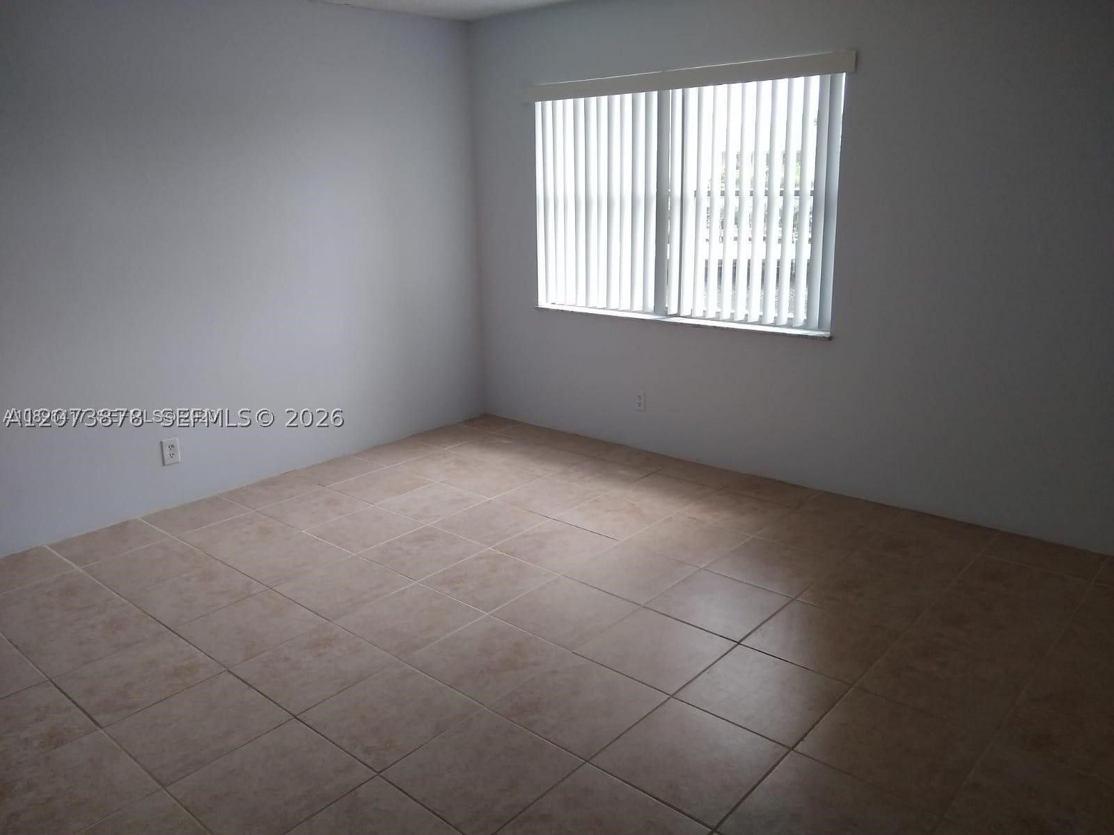 Hallandale Beach photo 4