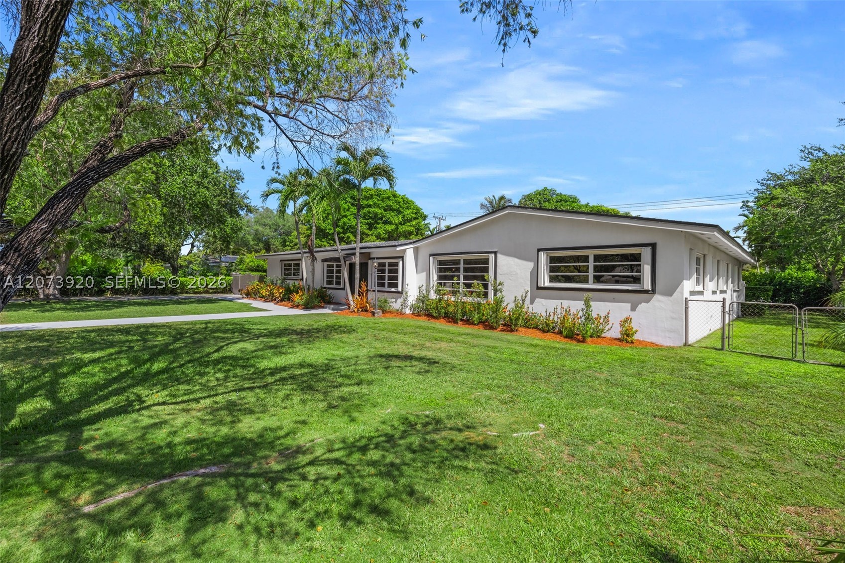Palmetto Bay photo 3
