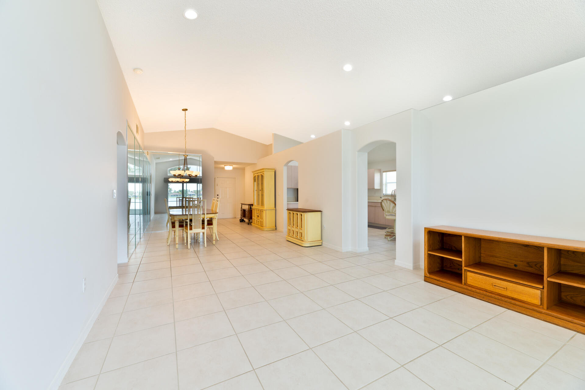 Pembroke Pines photo 4