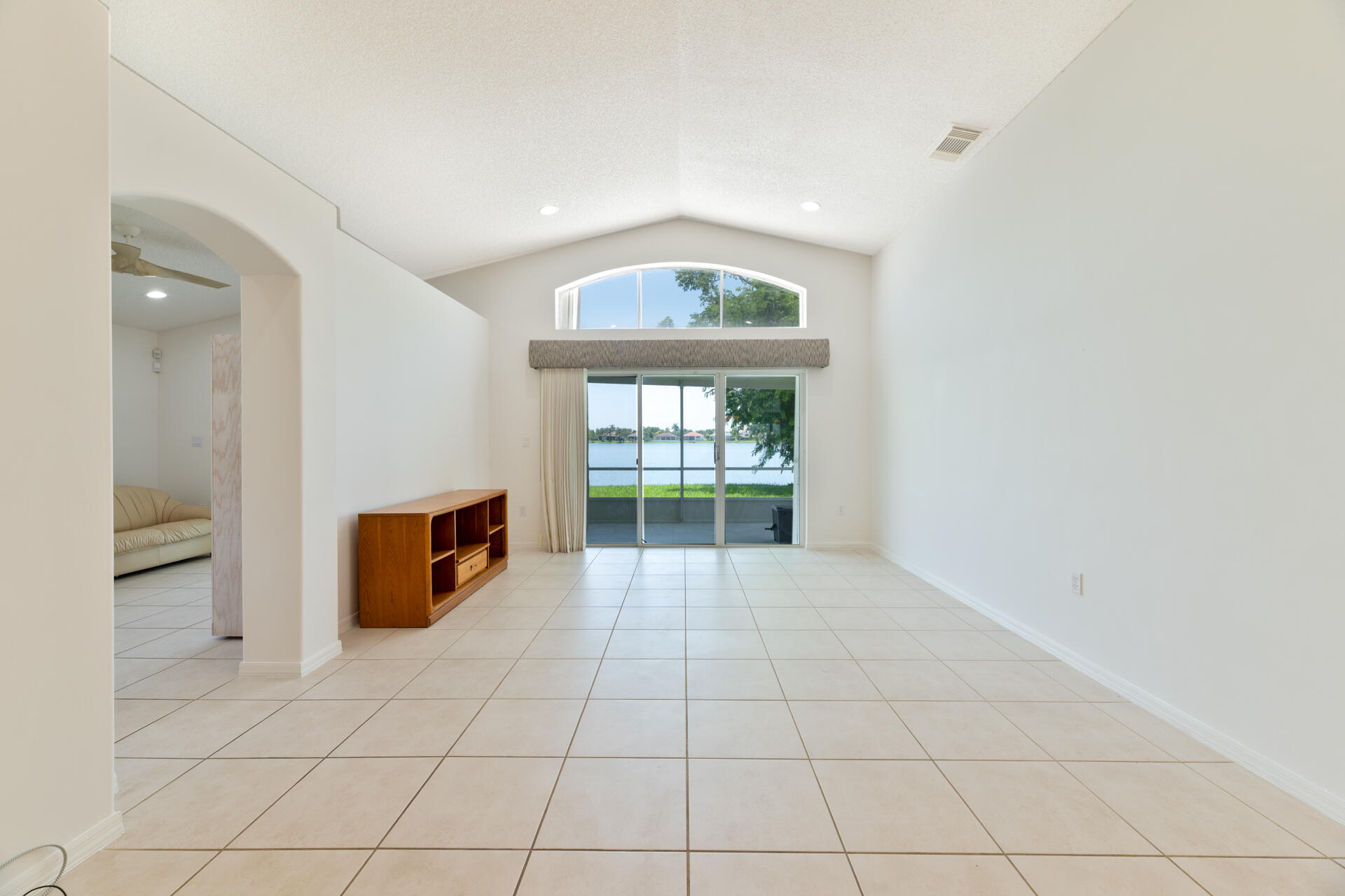 Pembroke Pines photo 5