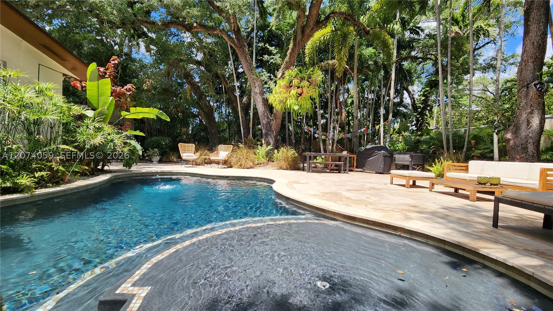 North Miami photo 4