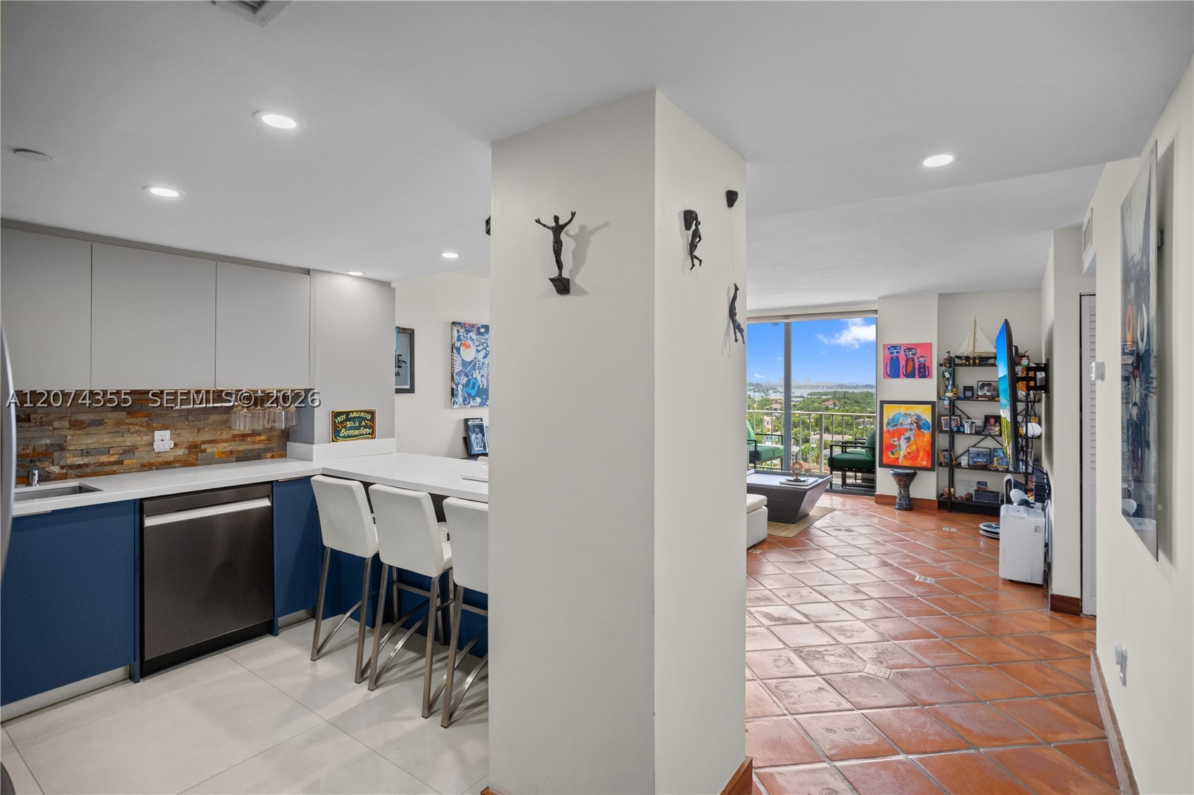 North Miami photo 3