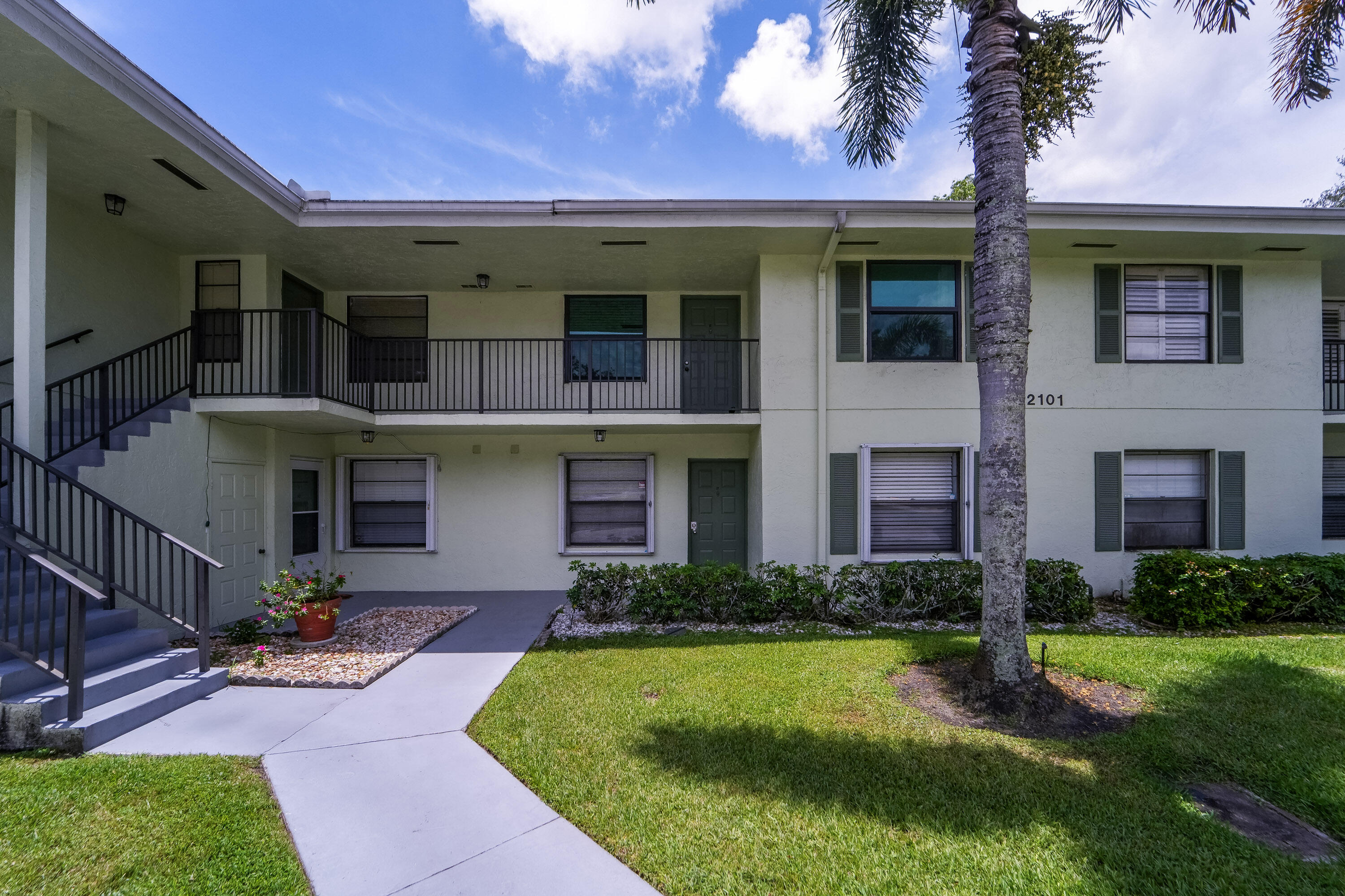 Palm Beach Gardens photo 2