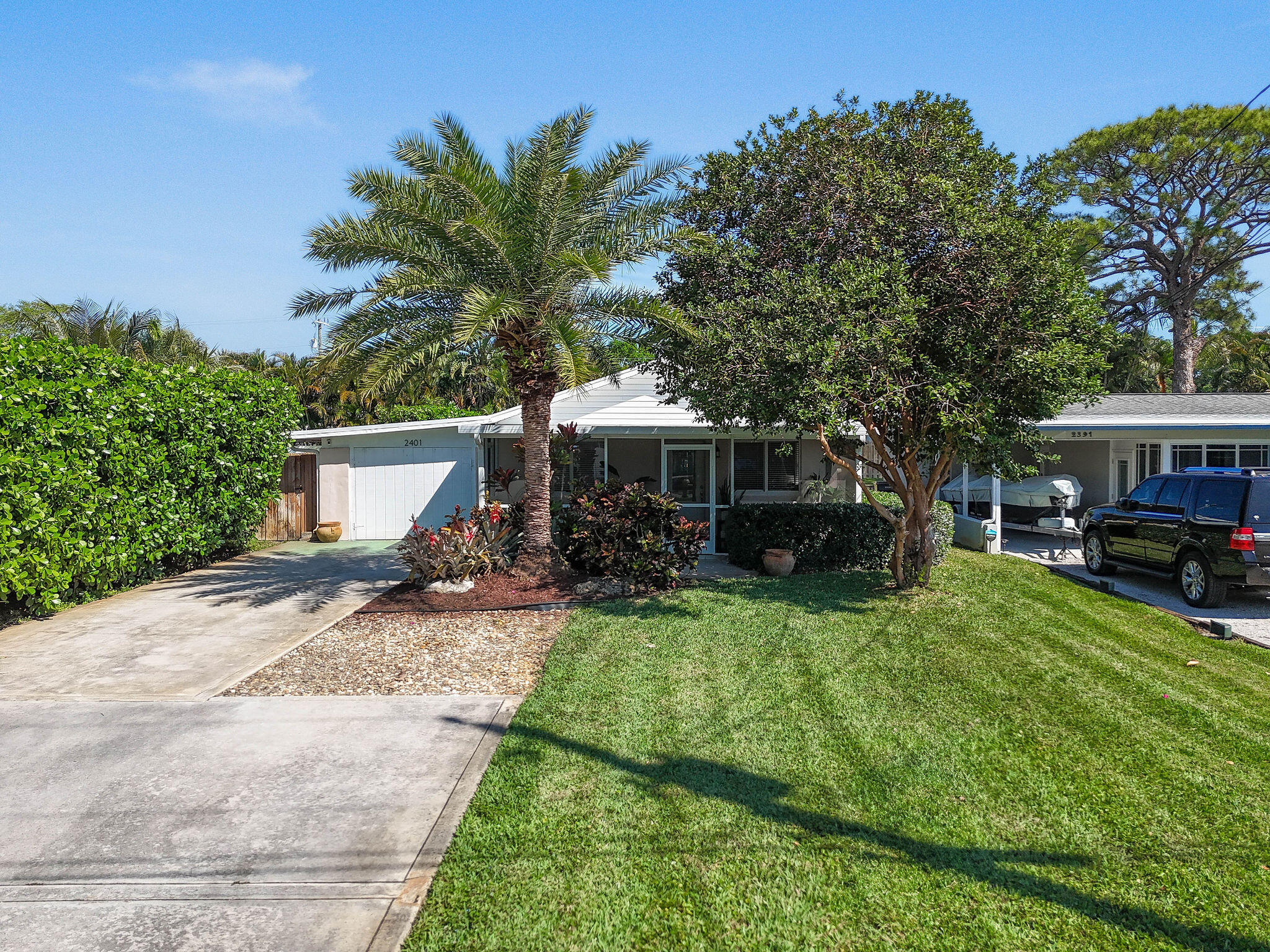 Palm Beach Gardens photo 1