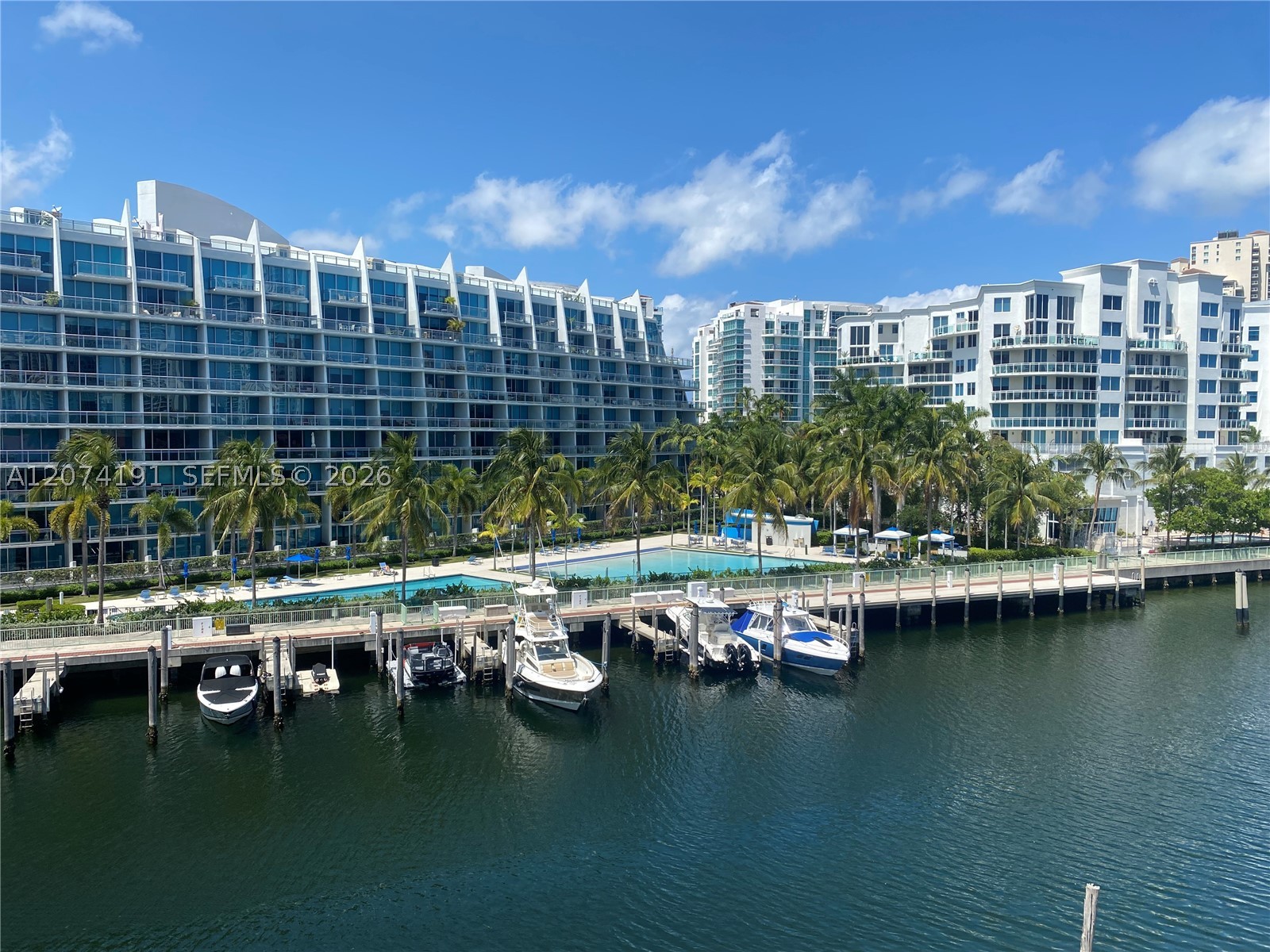 Aventura photo 1