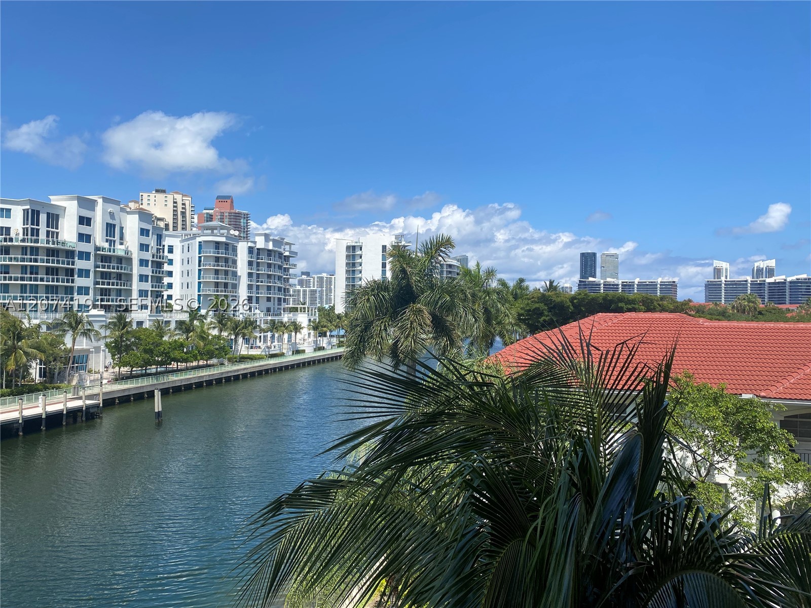 Aventura photo 4