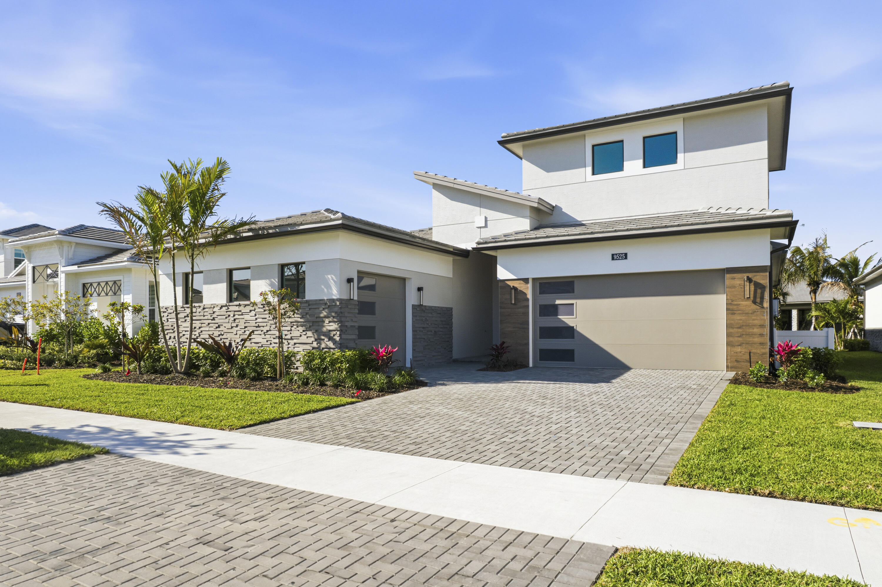 Palm Beach Gardens photo 1