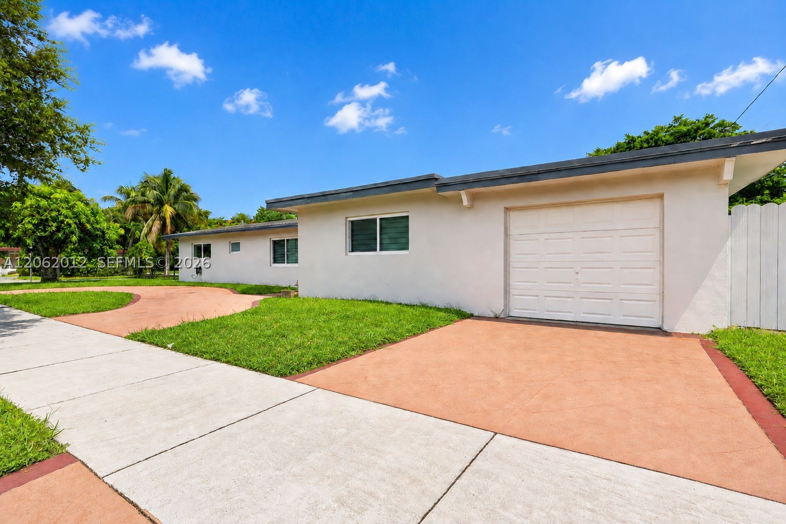 North Miami Beach photo 4