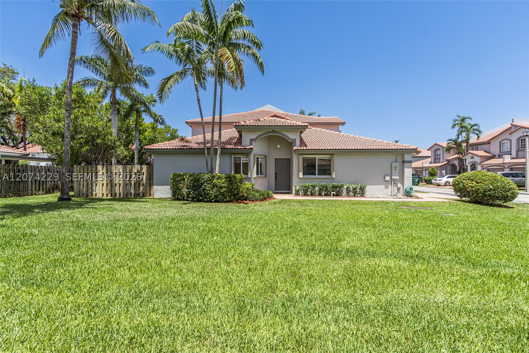 Doral photo 2