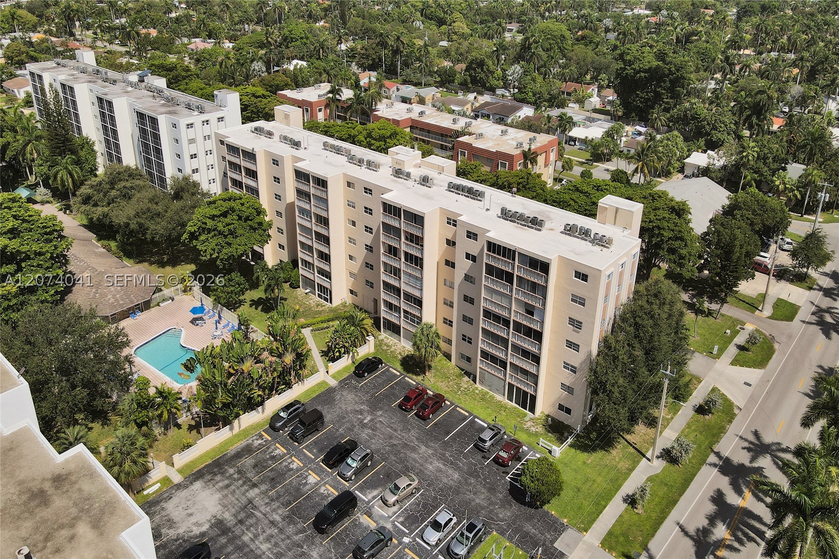 Hallandale Beach photo 2