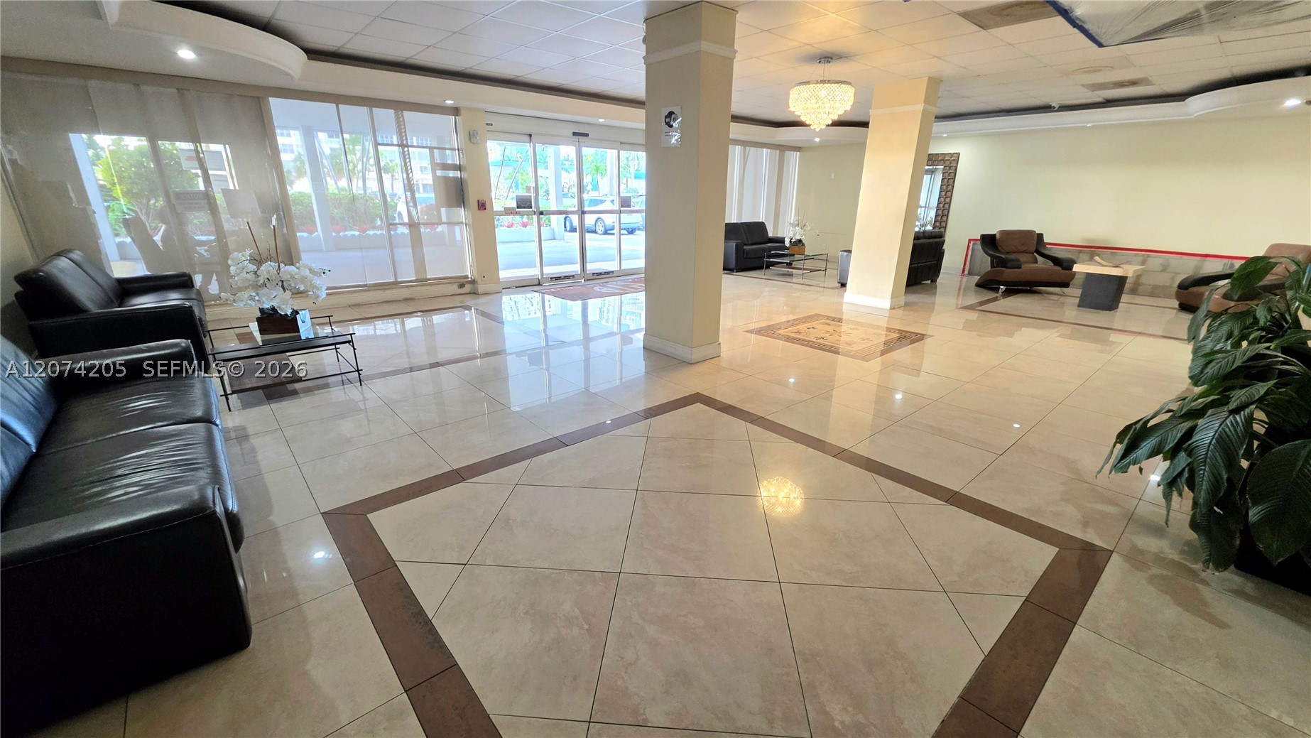 Hallandale Beach photo 2