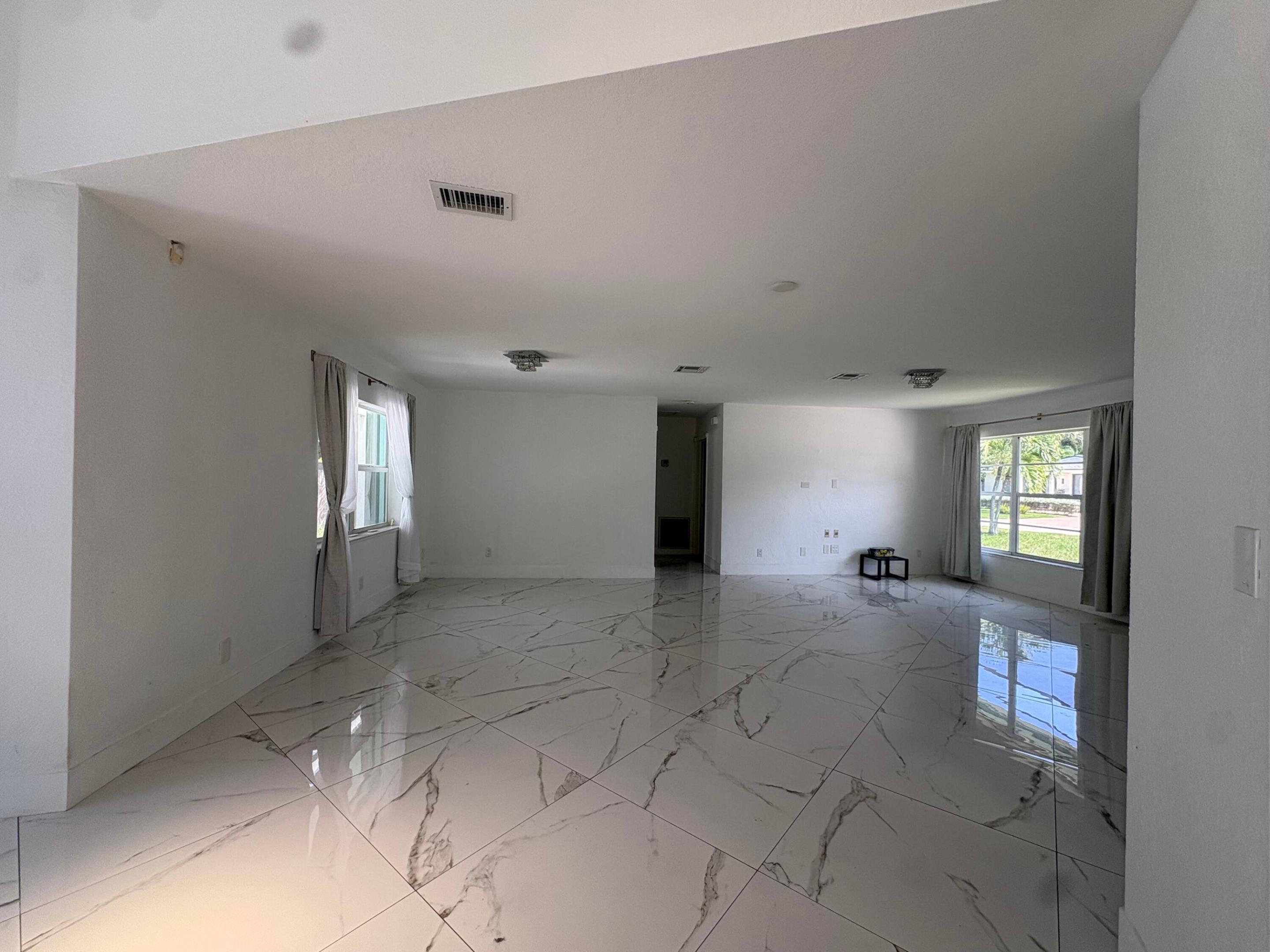 Wilton Manors photo 3