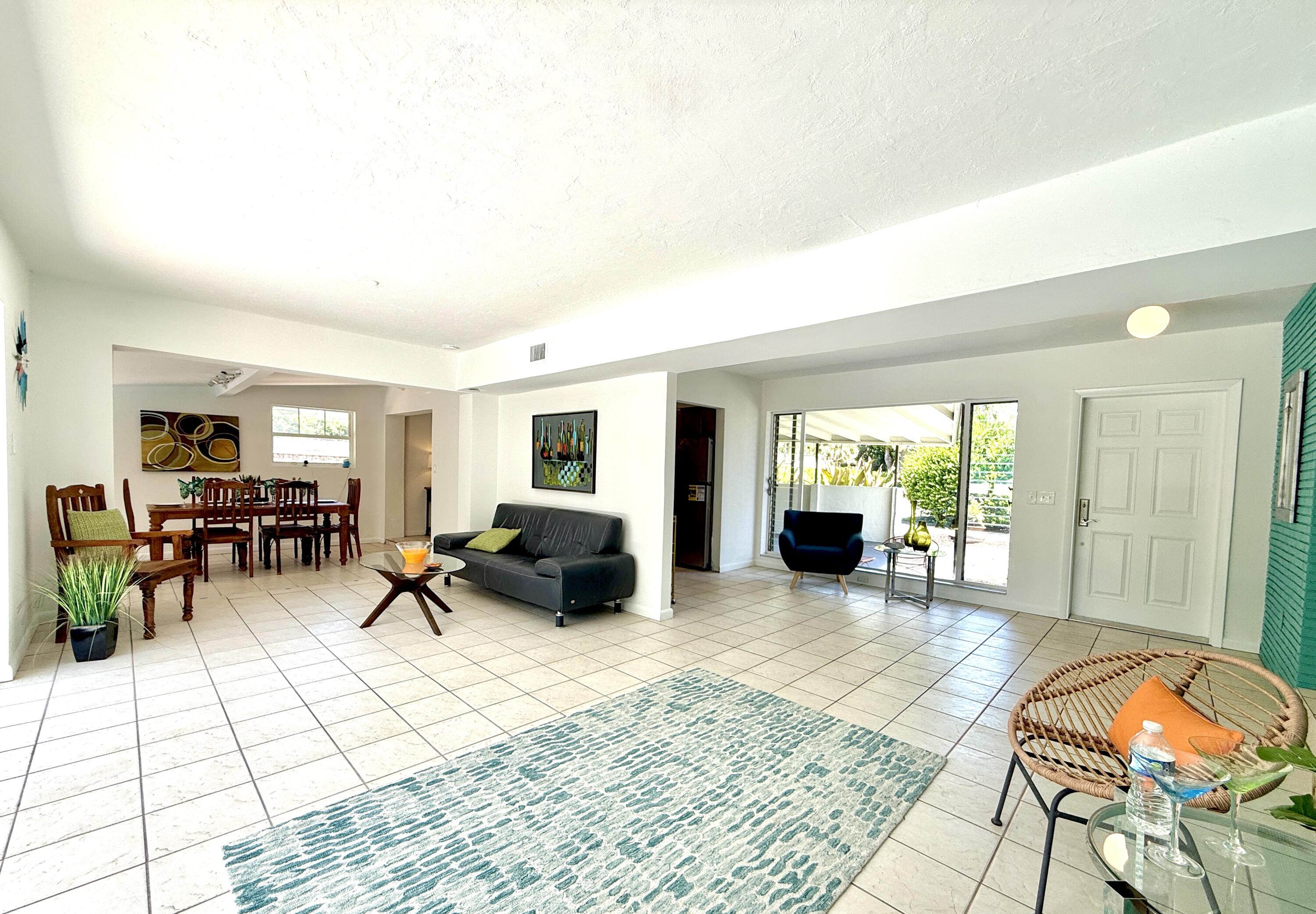 Wilton Manors photo 5