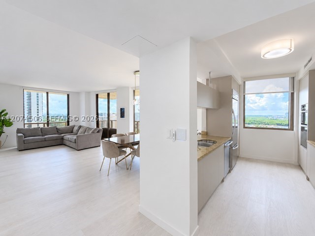 Sunny Isles Beach photo 4