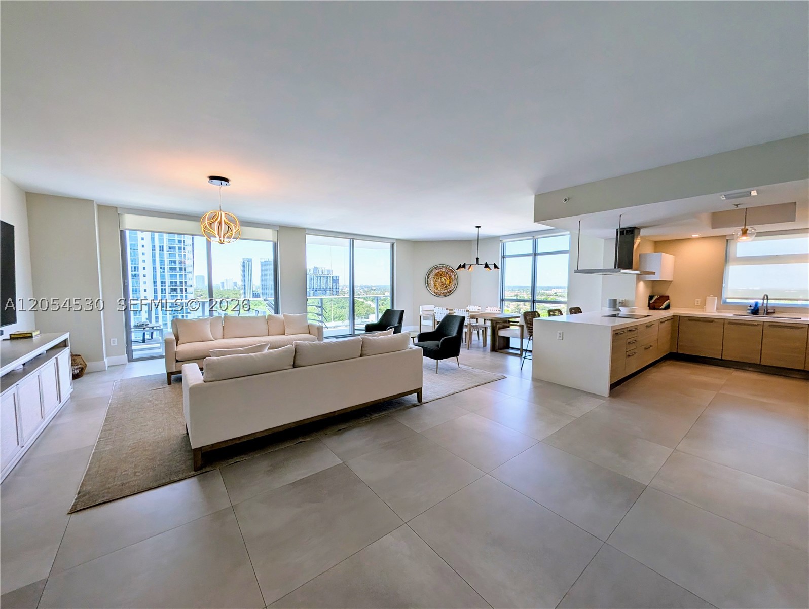 North Miami Beach photo 3