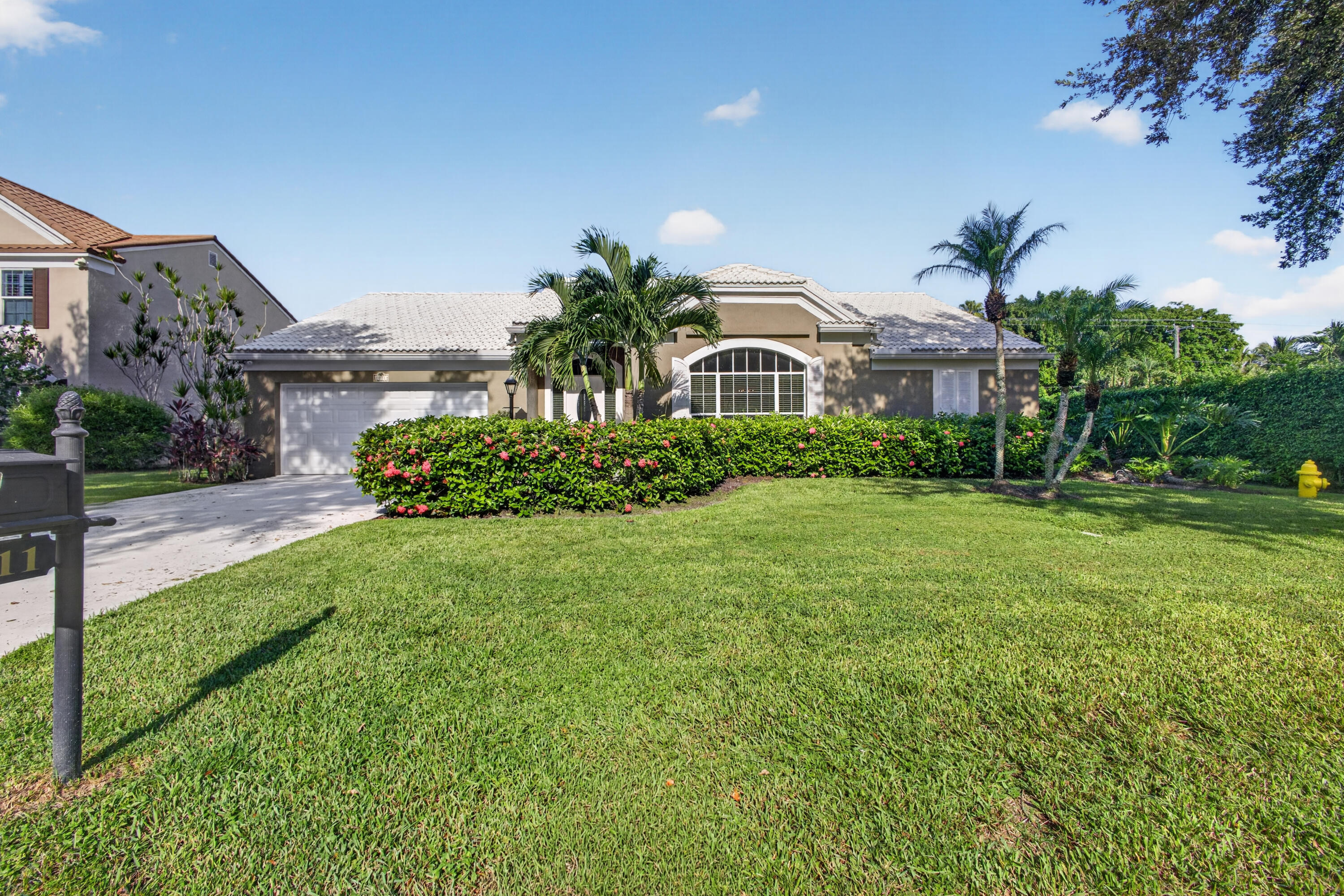 Palm Beach Gardens photo 2