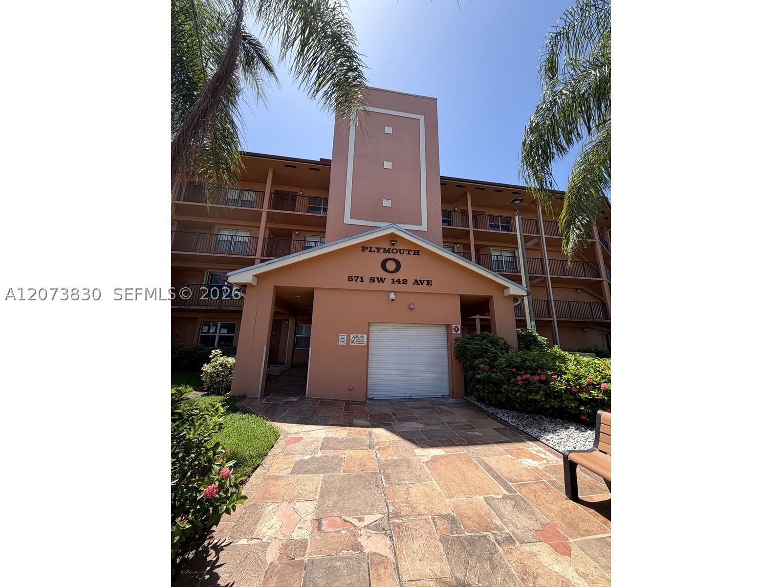 Pembroke Pines photo 1