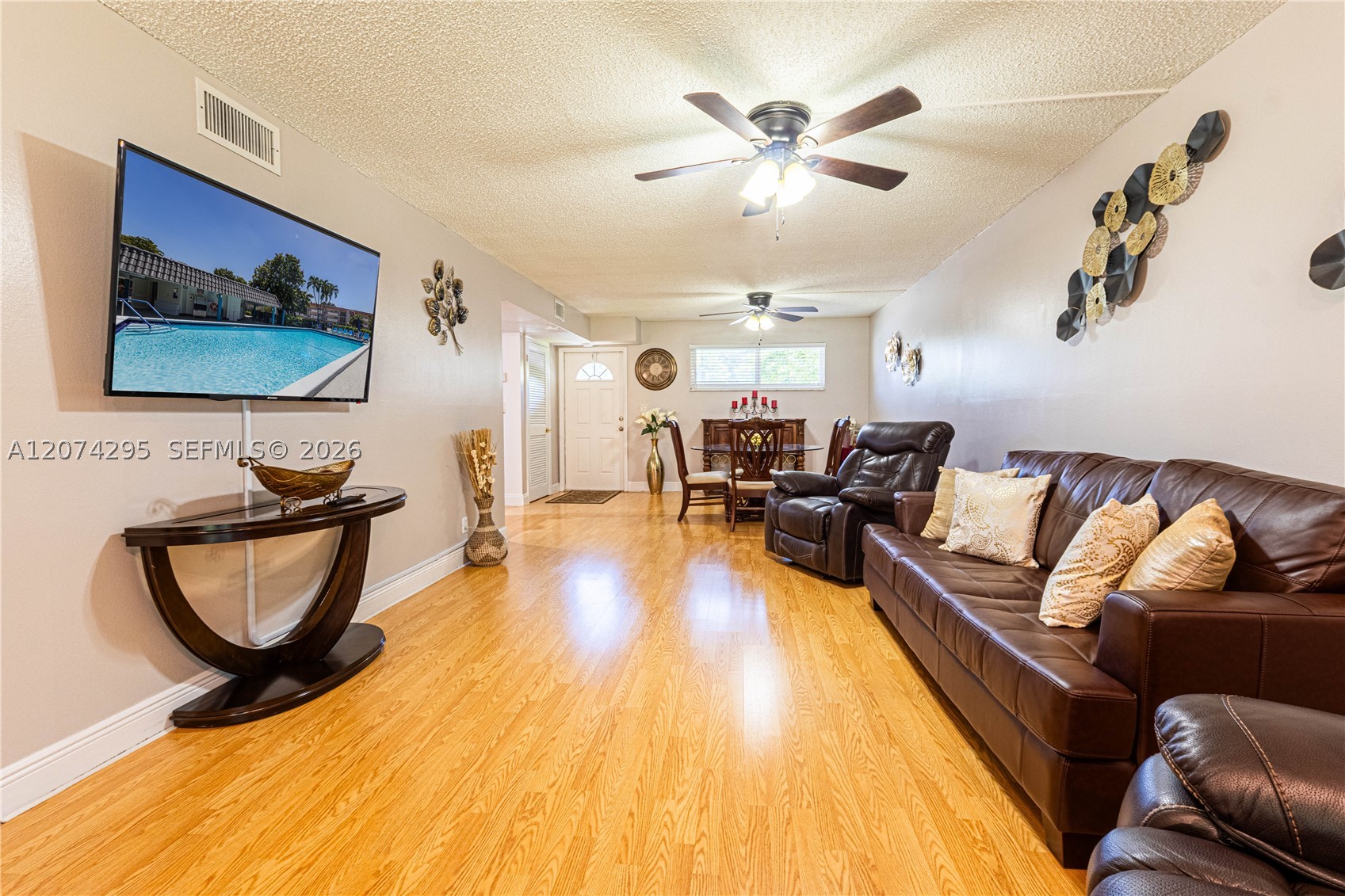 Pembroke Pines photo 3