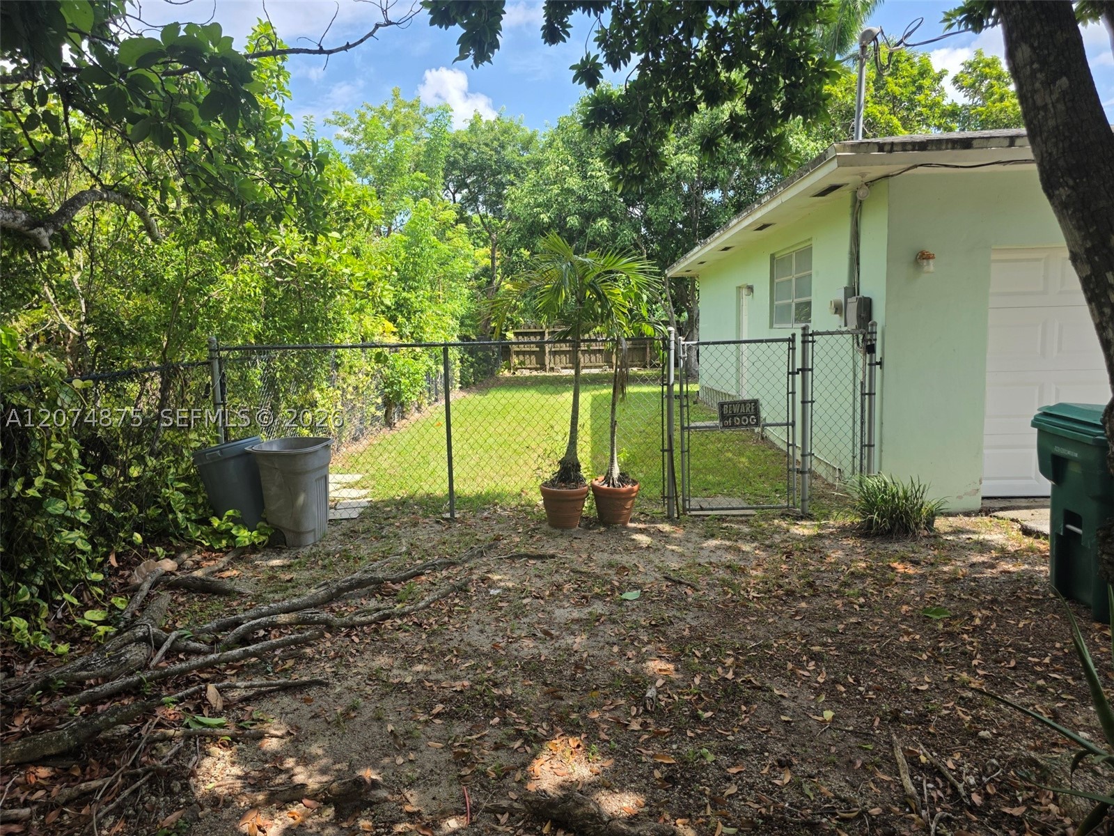 Homestead photo 3
