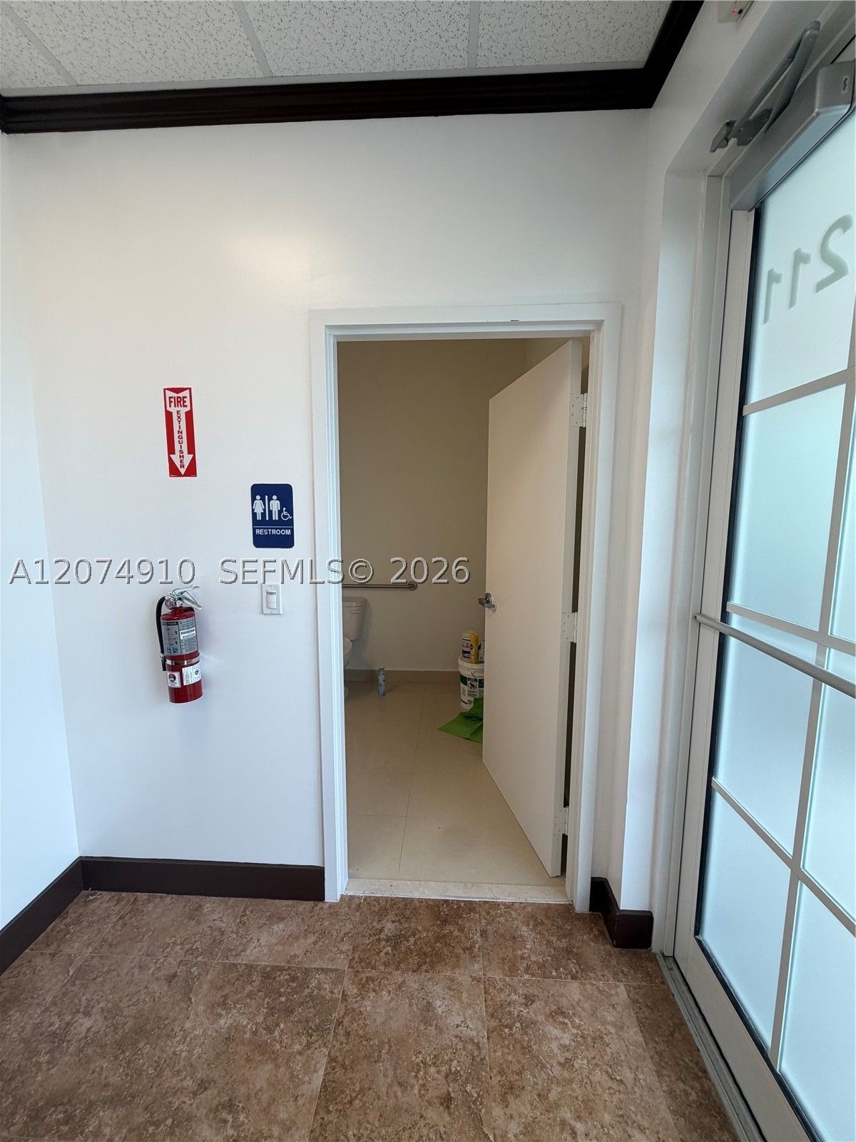 Miramar photo 4