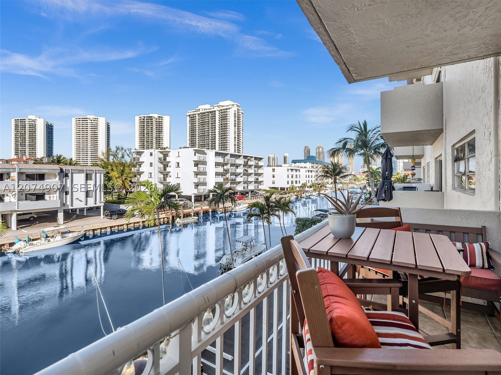 North Miami Beach photo 4